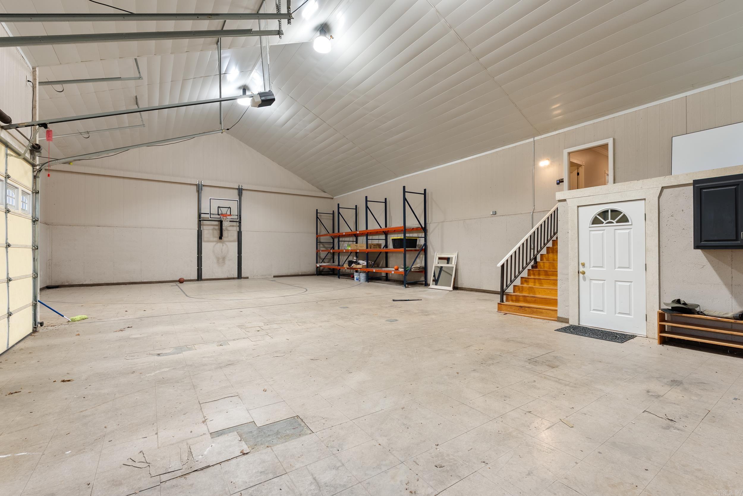 100 Plantation Ln Batesville, AR 72501