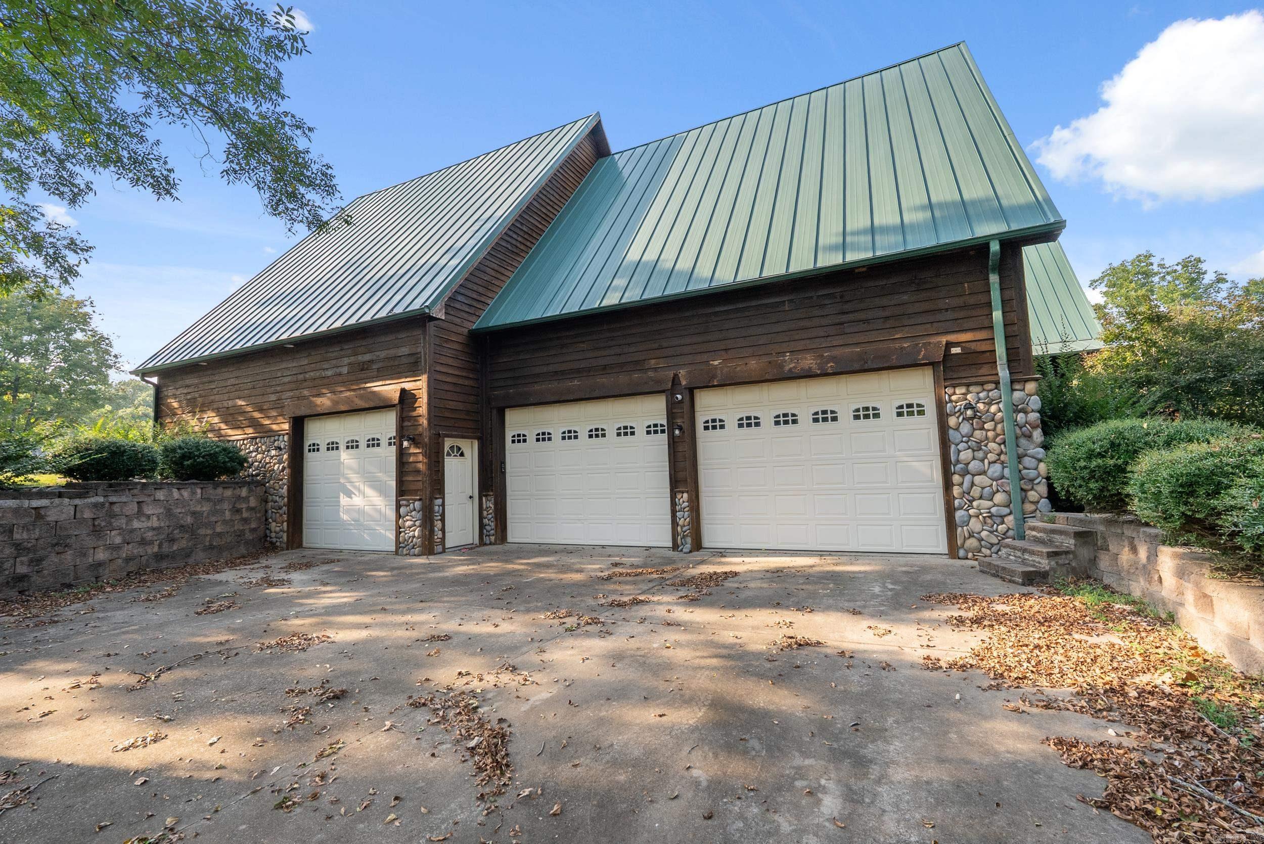 100 Plantation Ln Batesville, AR 72501