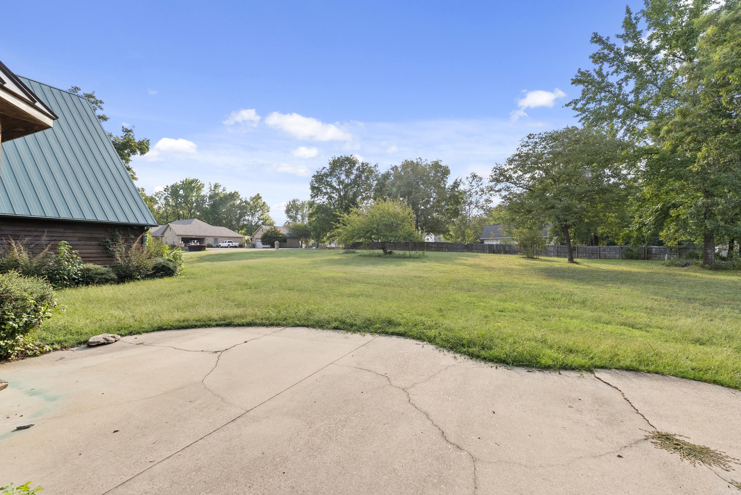 100 Plantation Ln Batesville, AR 72501