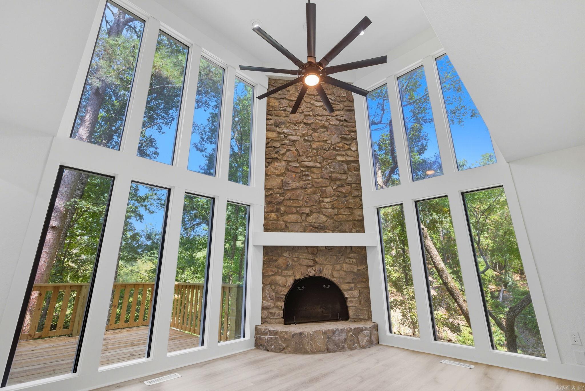 26 Tallyho Ln Little Rock, AR 72227