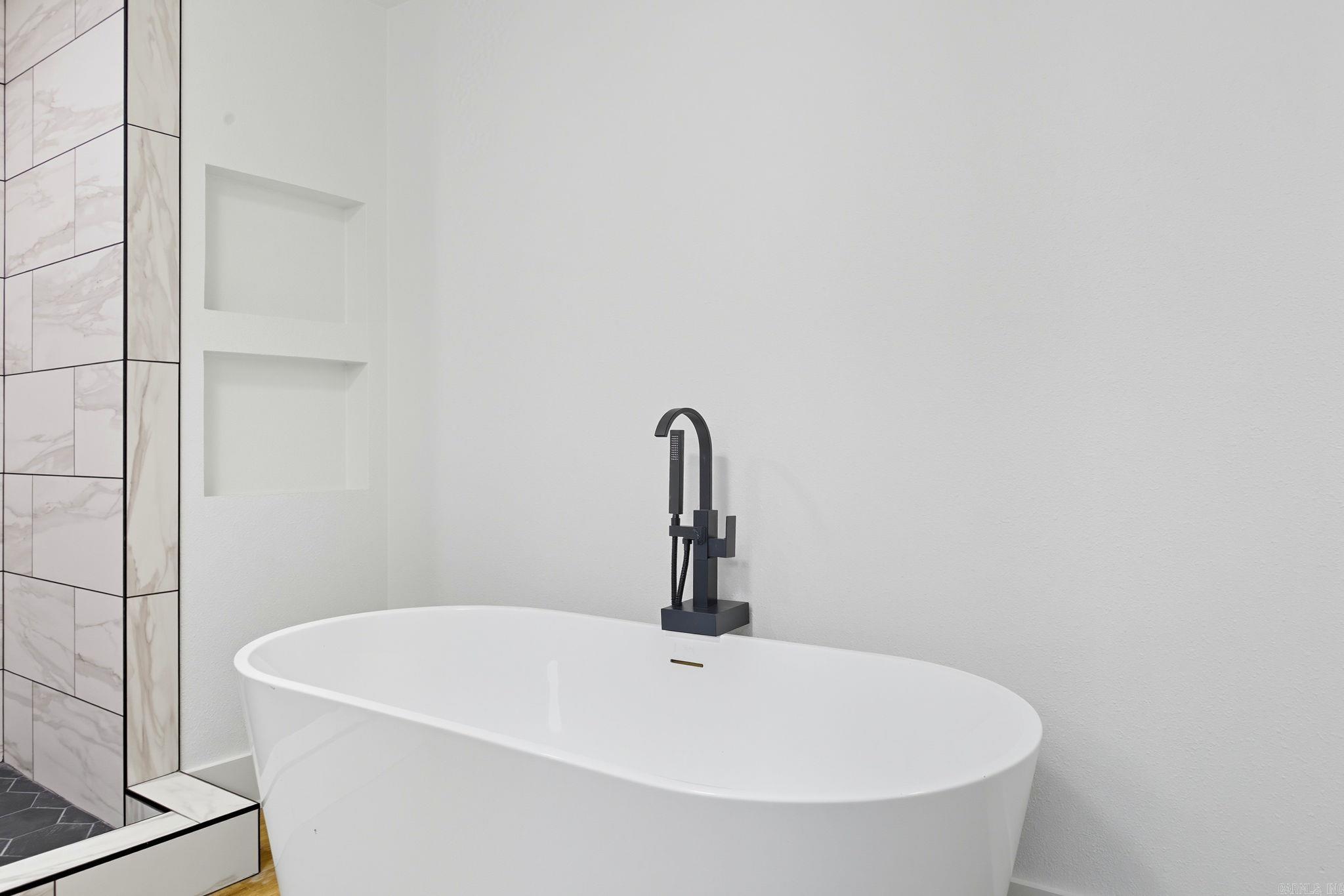 26 Tallyho Ln Little Rock, AR 72227