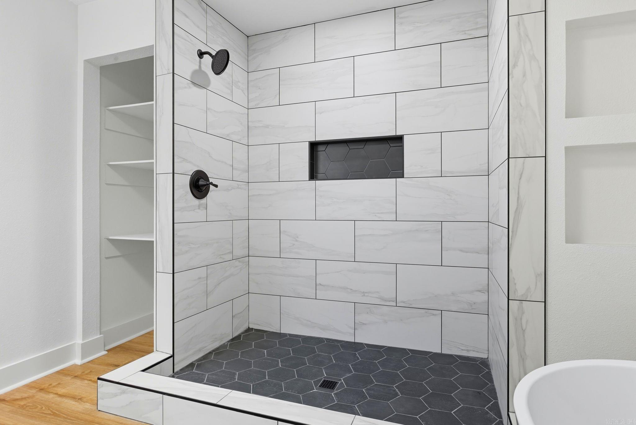 26 Tallyho Ln Little Rock, AR 72227