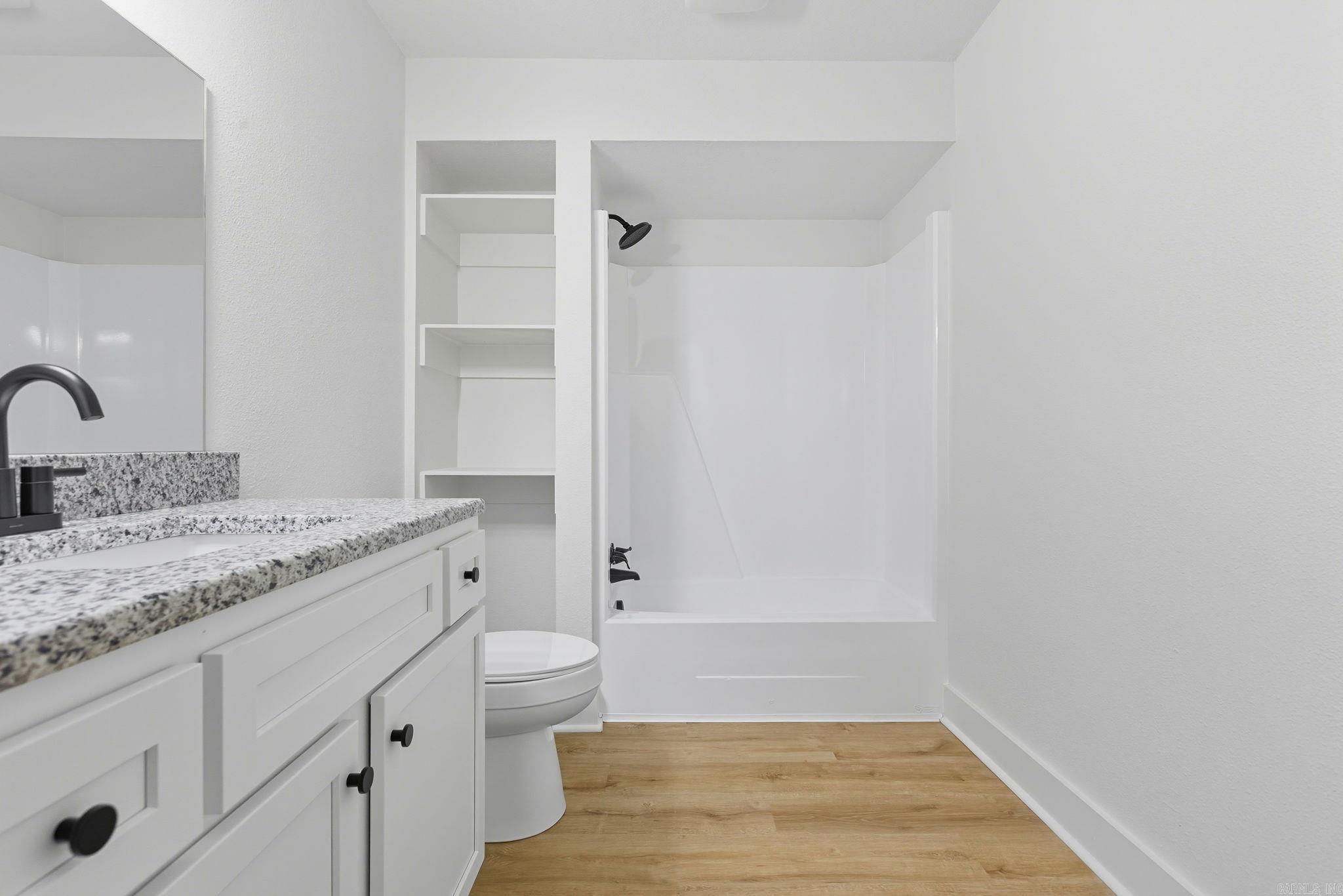 26 Tallyho Ln Little Rock, AR 72227