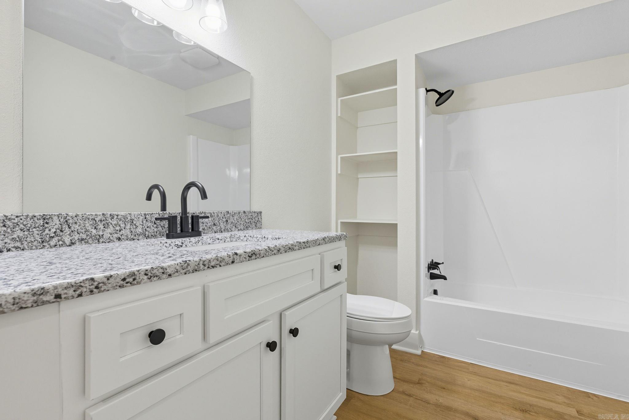 26 Tallyho Ln Little Rock, AR 72227