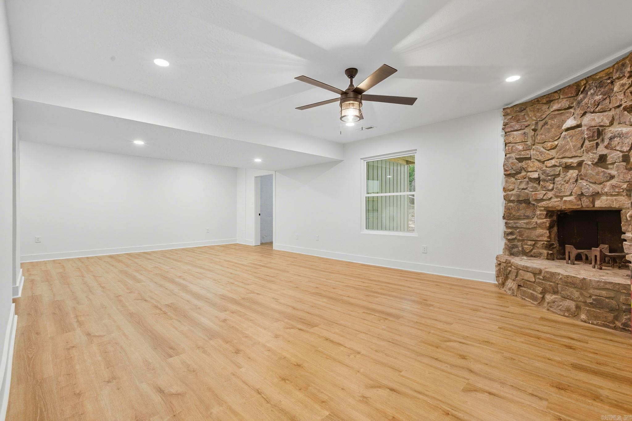 26 Tallyho Ln Little Rock, AR 72227