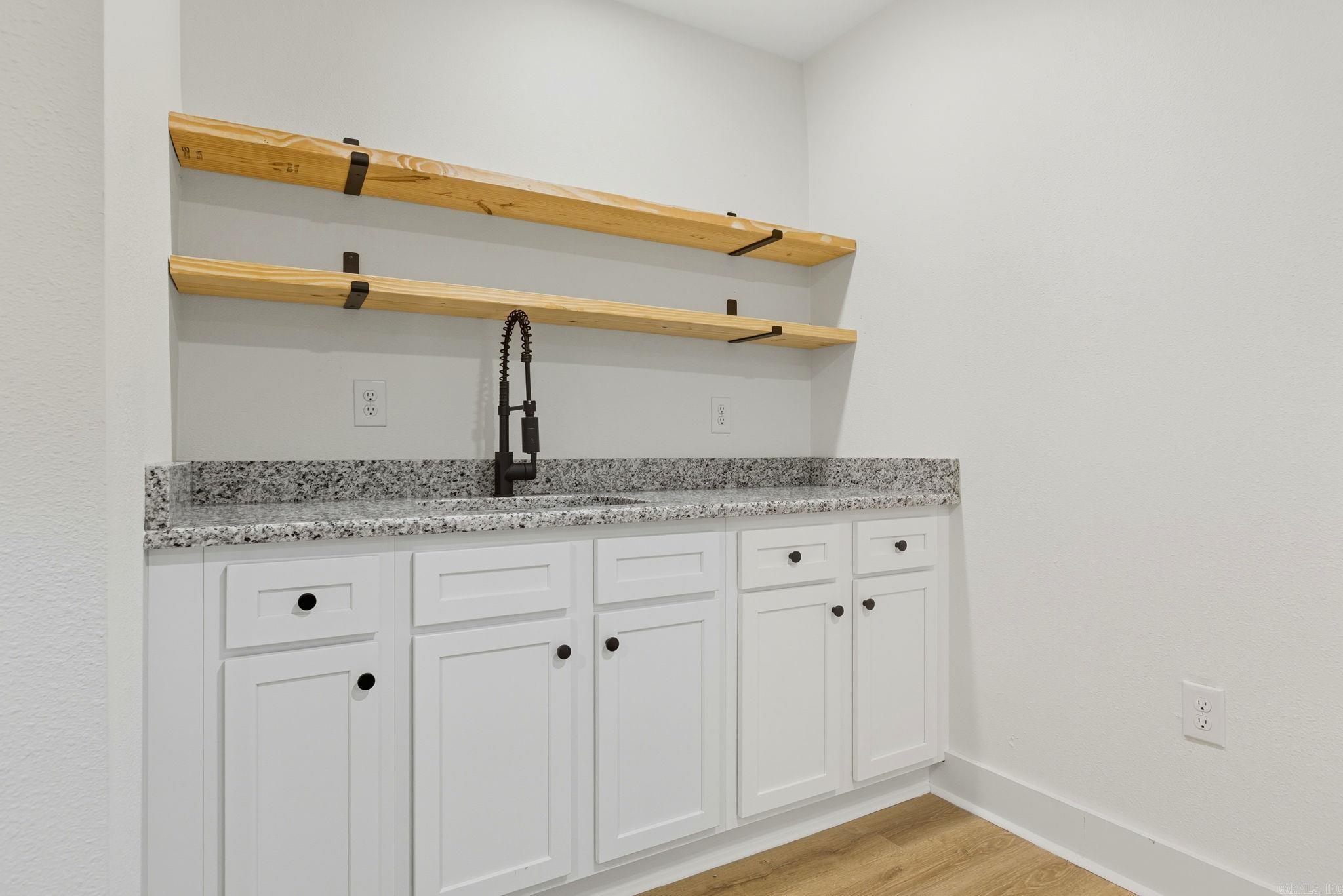 26 Tallyho Ln Little Rock, AR 72227