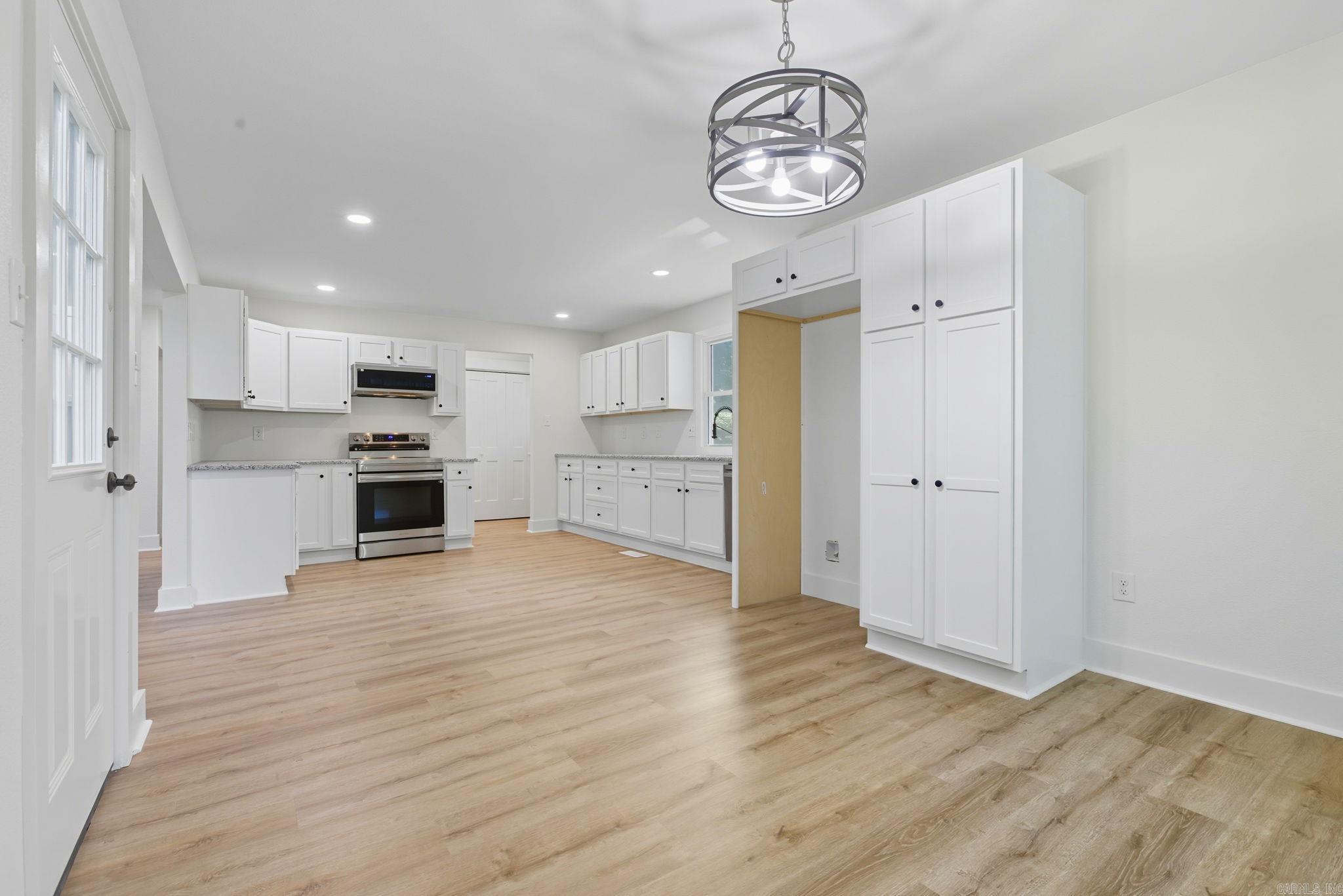 26 Tallyho Ln Little Rock, AR 72227