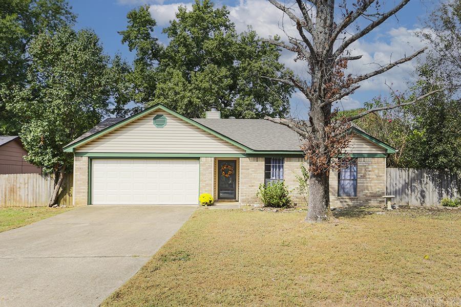 802 Lindy Cove