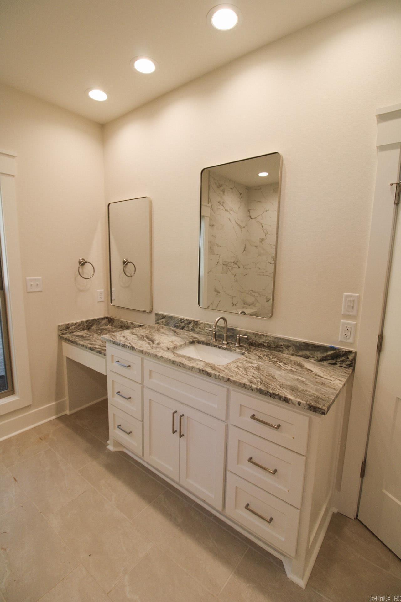 4685 College  Conway, AR