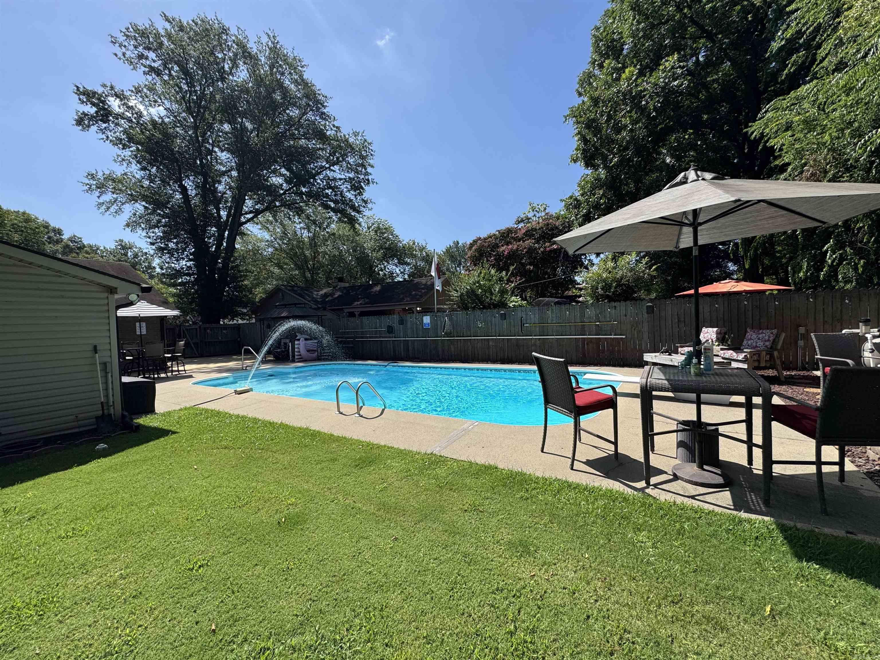 1012 S Leslie  Stuttgart, AR