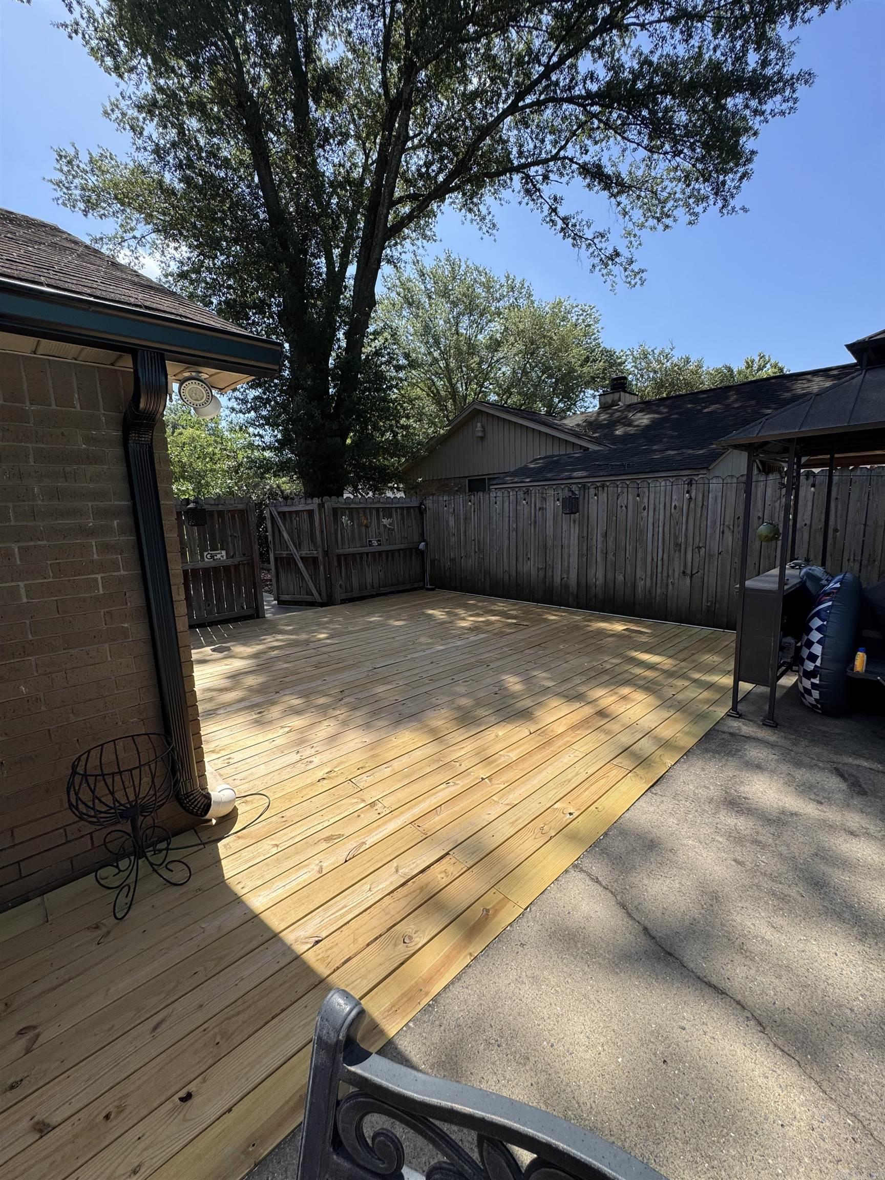 1012 S Leslie  Stuttgart, AR