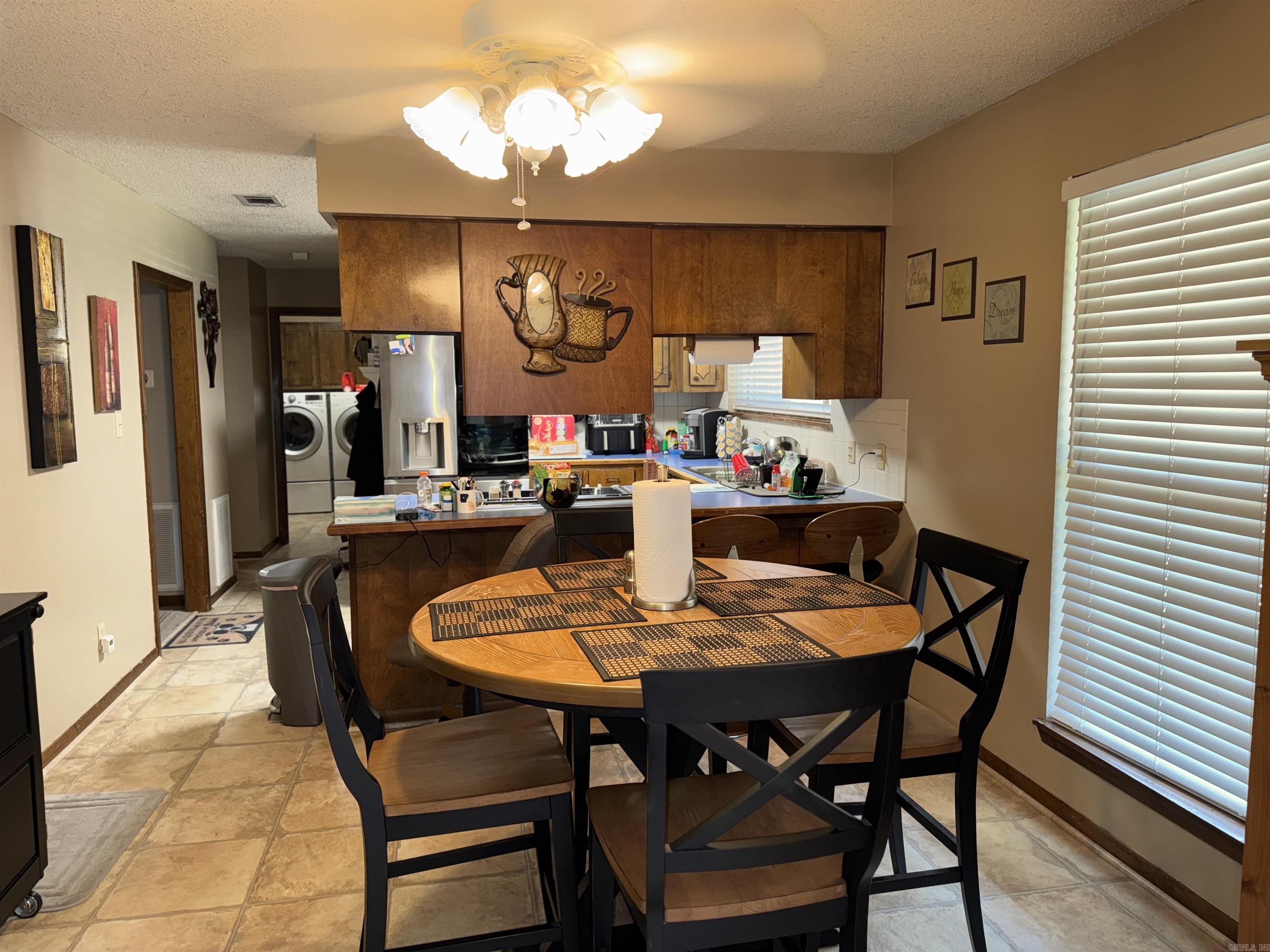 1012 S Leslie  Stuttgart, AR