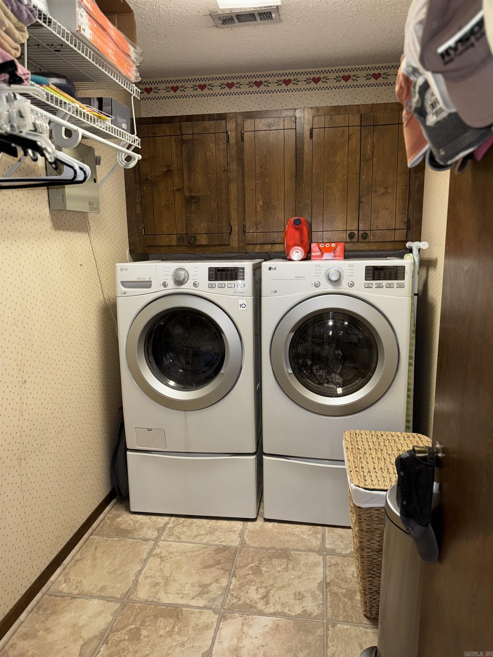 1012 S Leslie  Stuttgart, AR