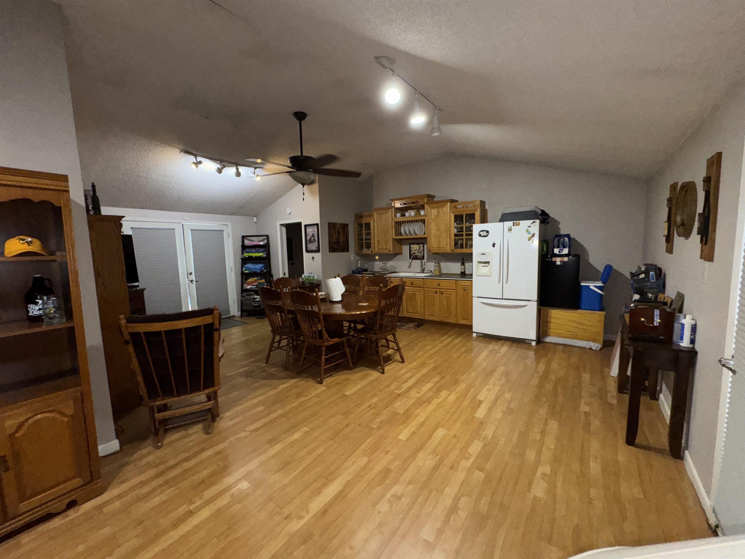 1012 S Leslie  Stuttgart, AR