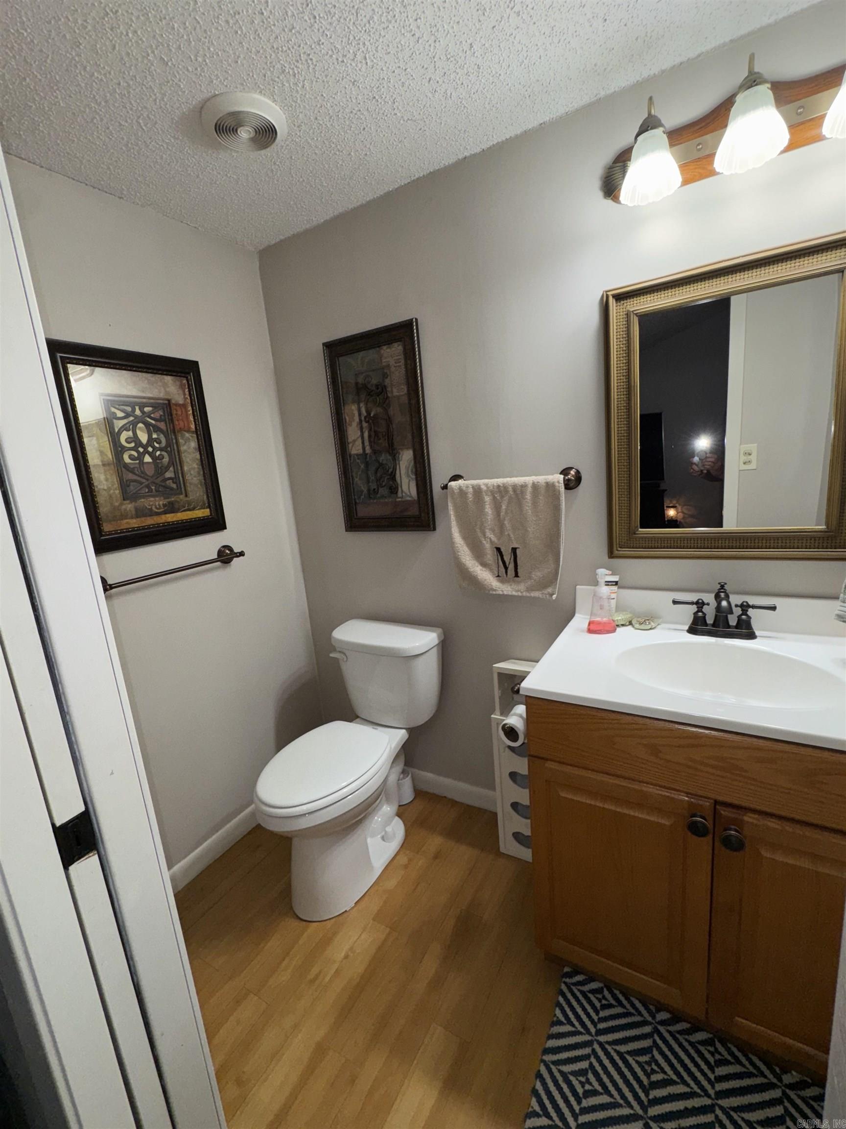 1012 S Leslie  Stuttgart, AR