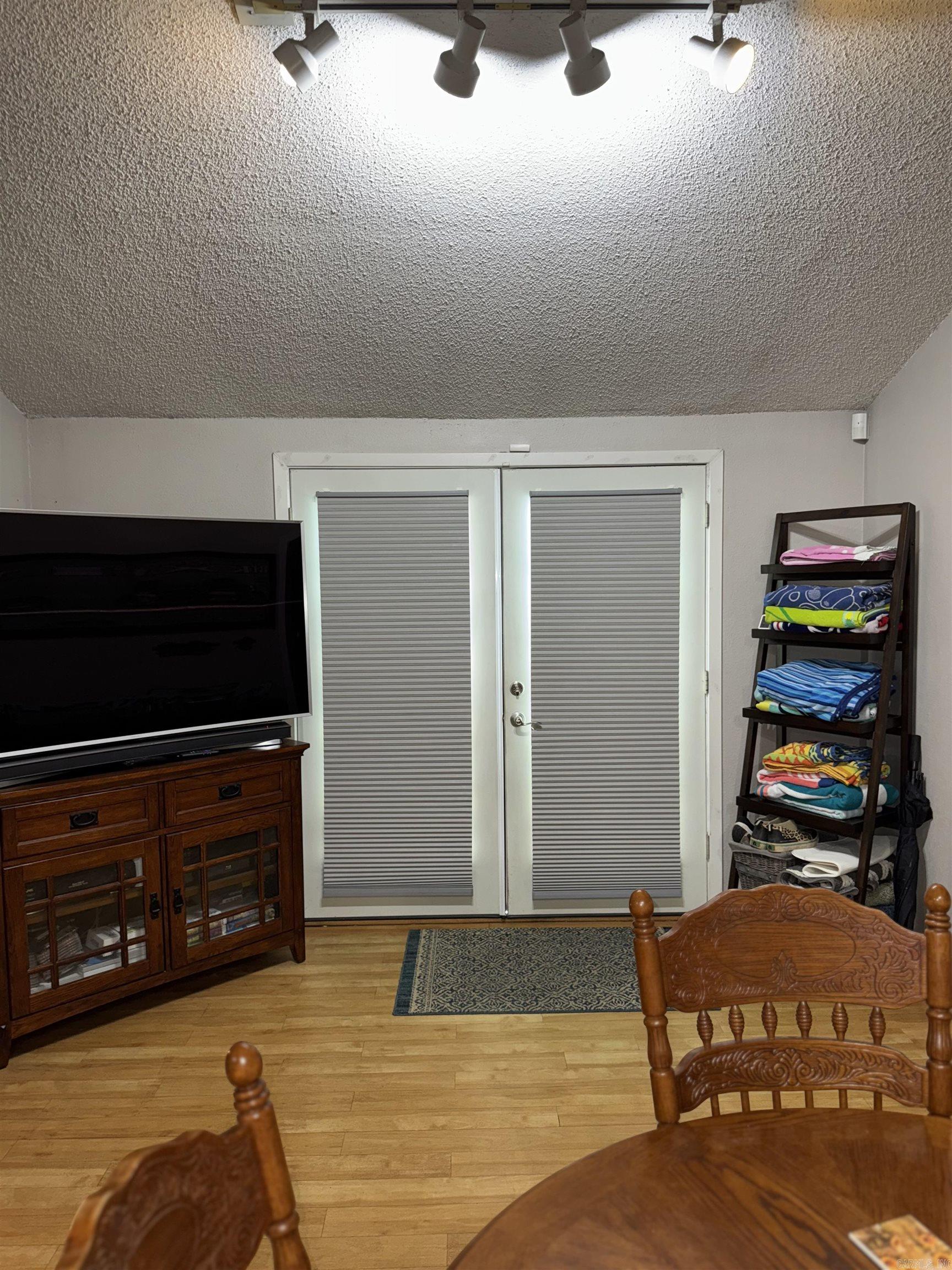 1012 S Leslie  Stuttgart, AR