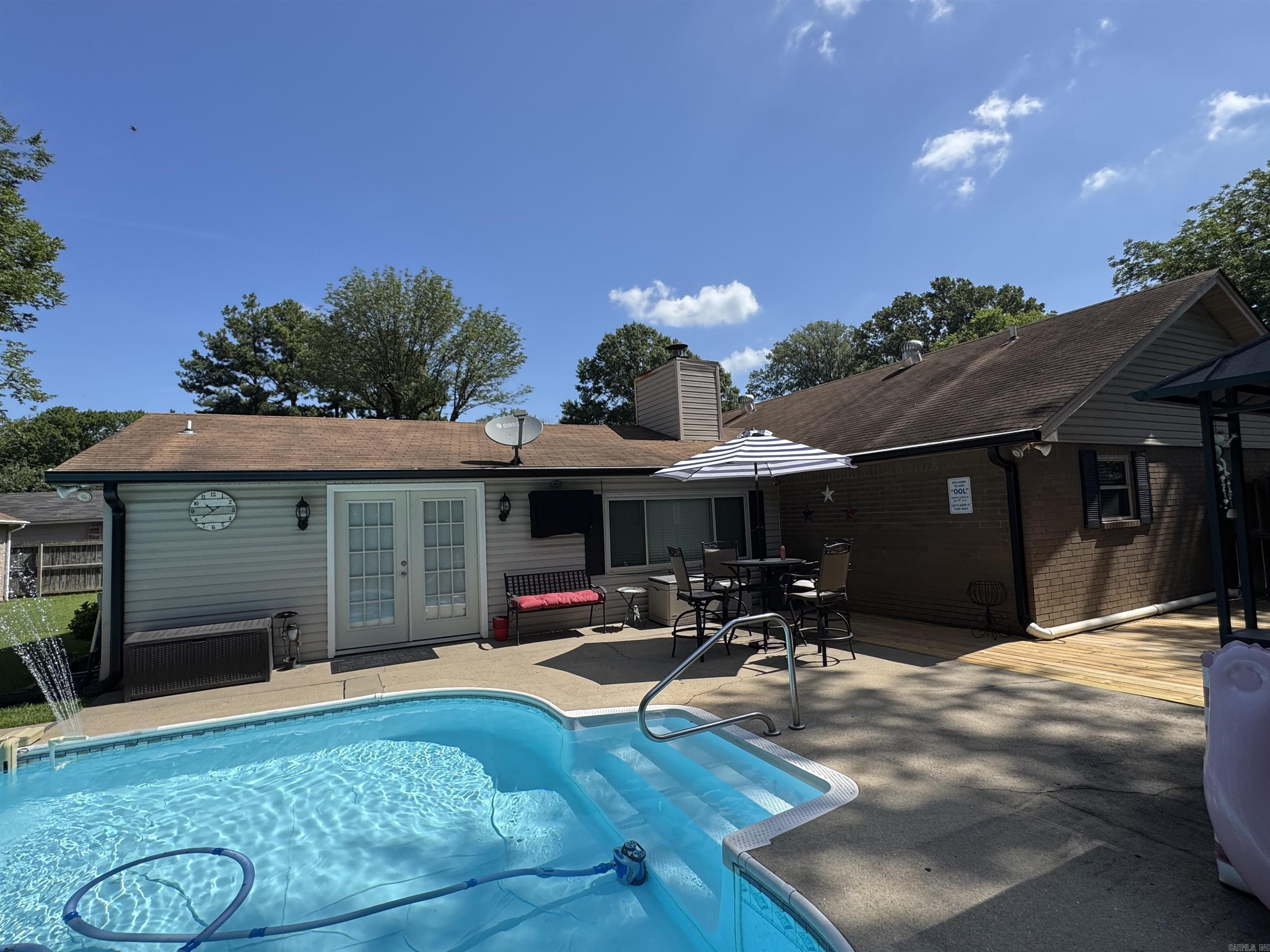 1012 S Leslie  Stuttgart, AR