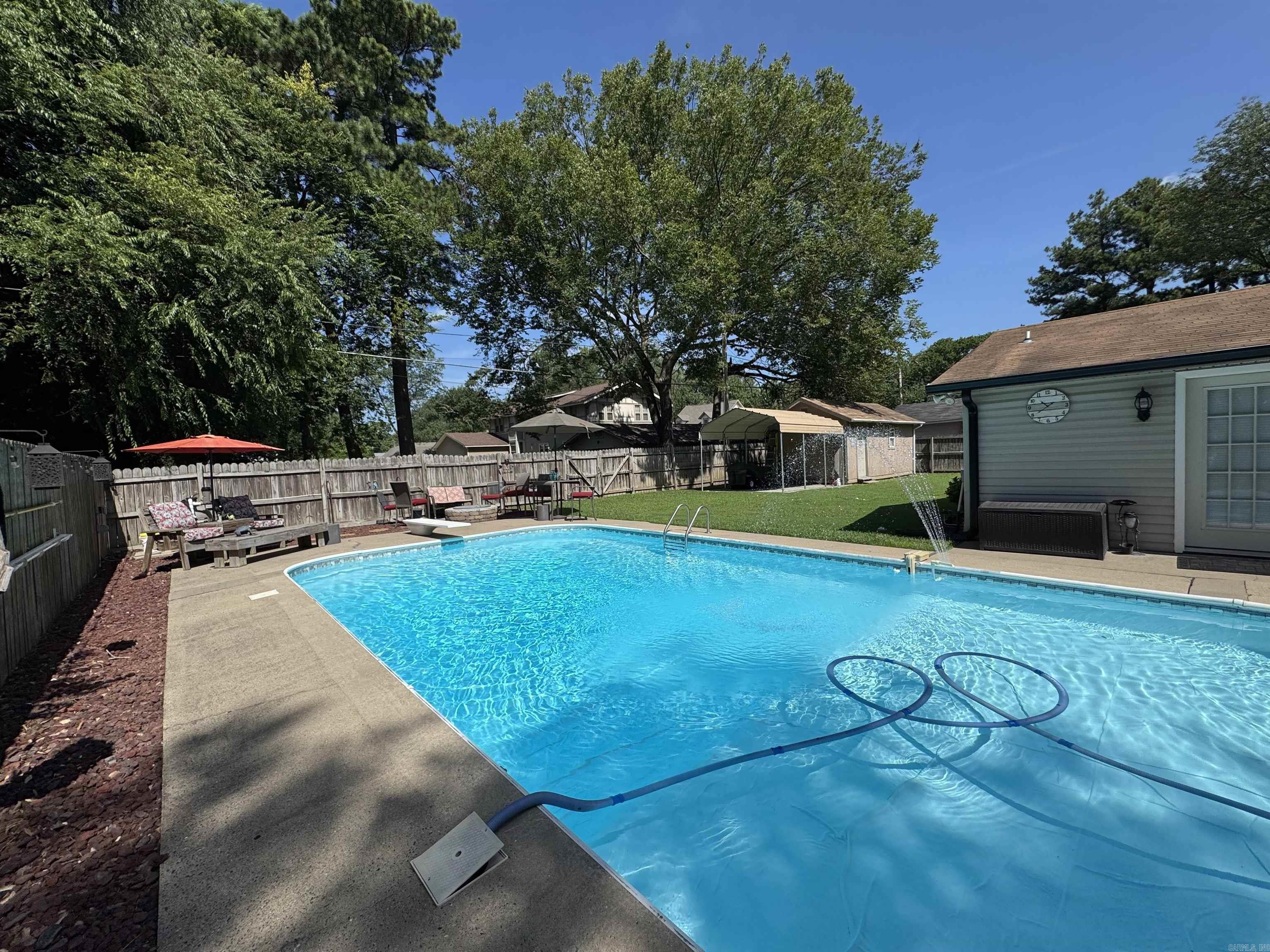 1012 S Leslie  Stuttgart, AR