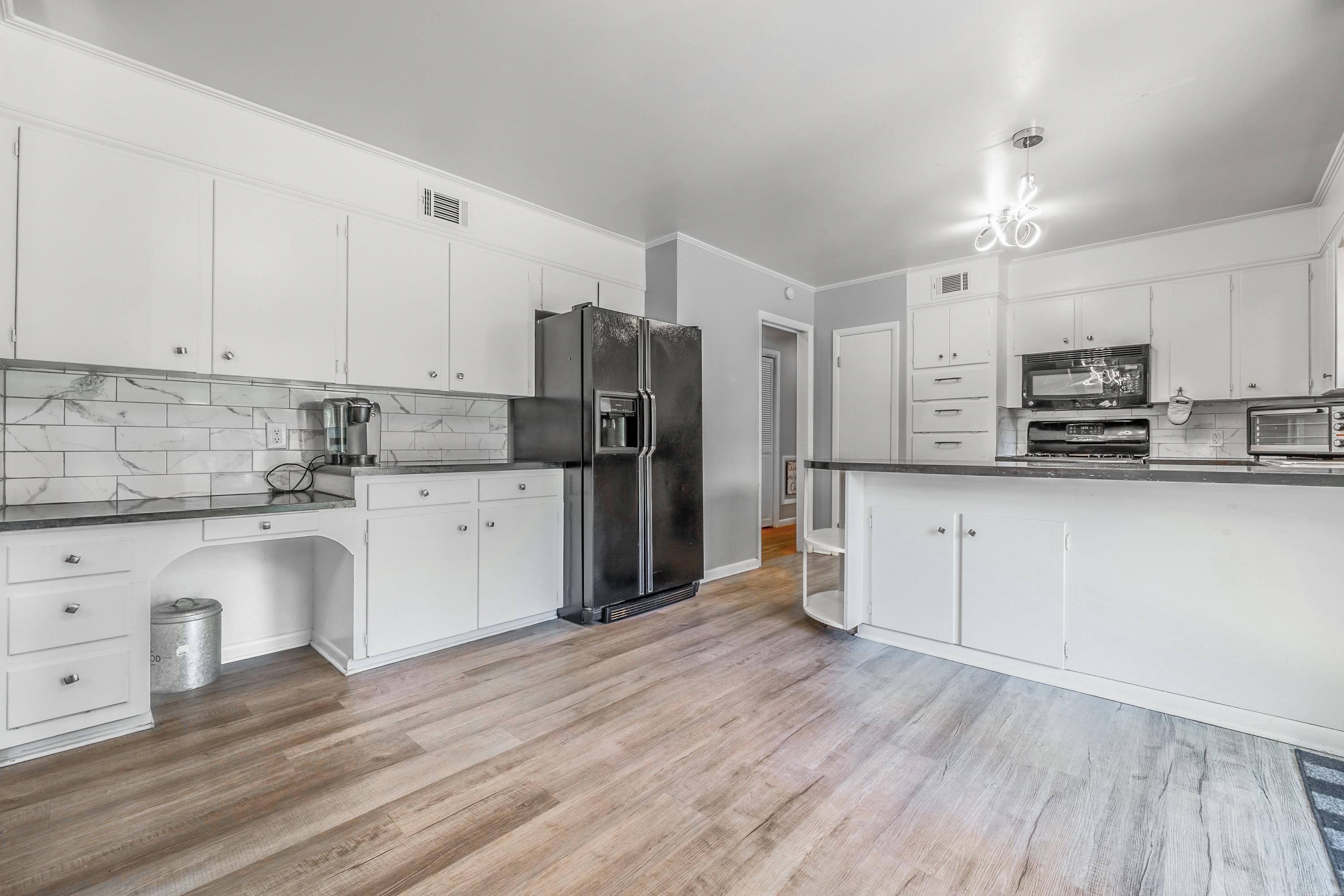 22 Nob Hill  Little Rock, AR