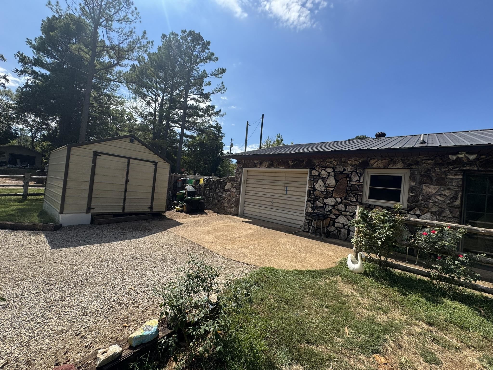 14 Barber  Hardy, AR