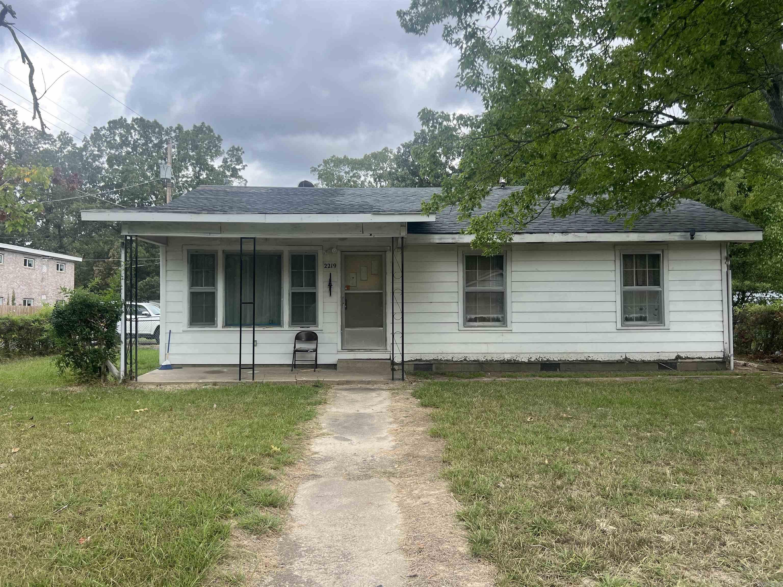 2219 W 34th  Pine Bluff, AR