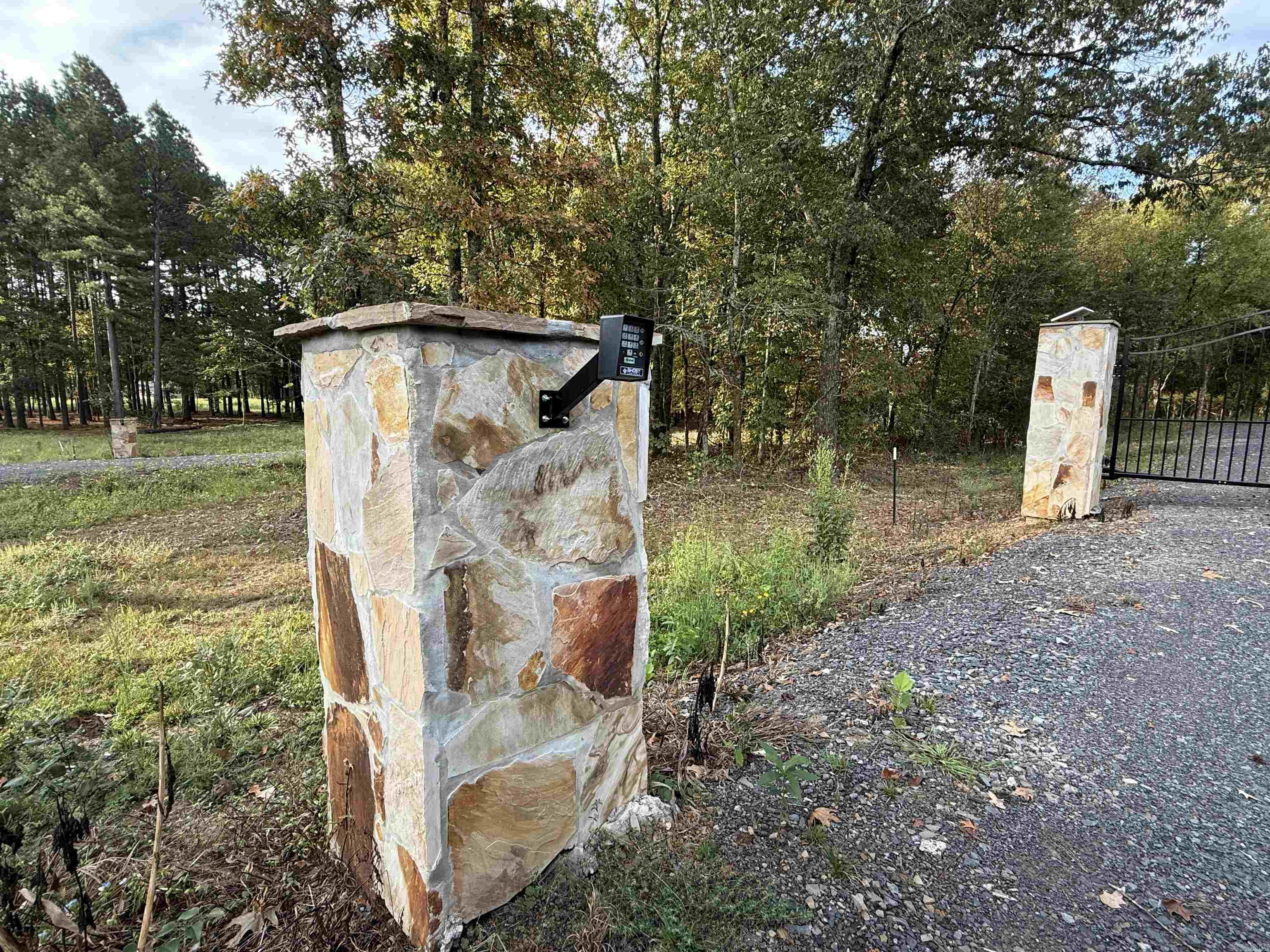 000 River Way Rd.  Pangburn, AR