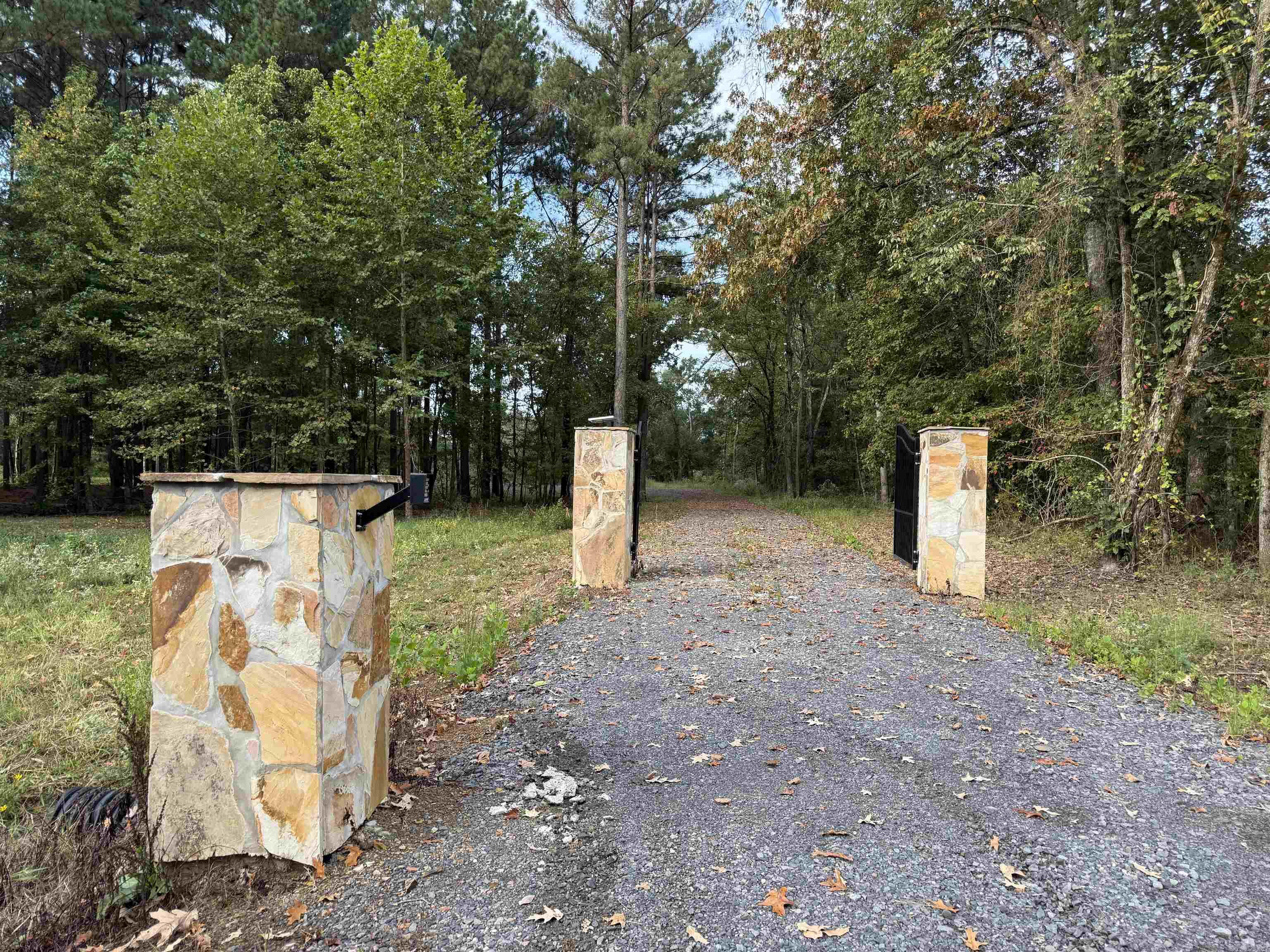 000 River Way Rd.  Pangburn, AR