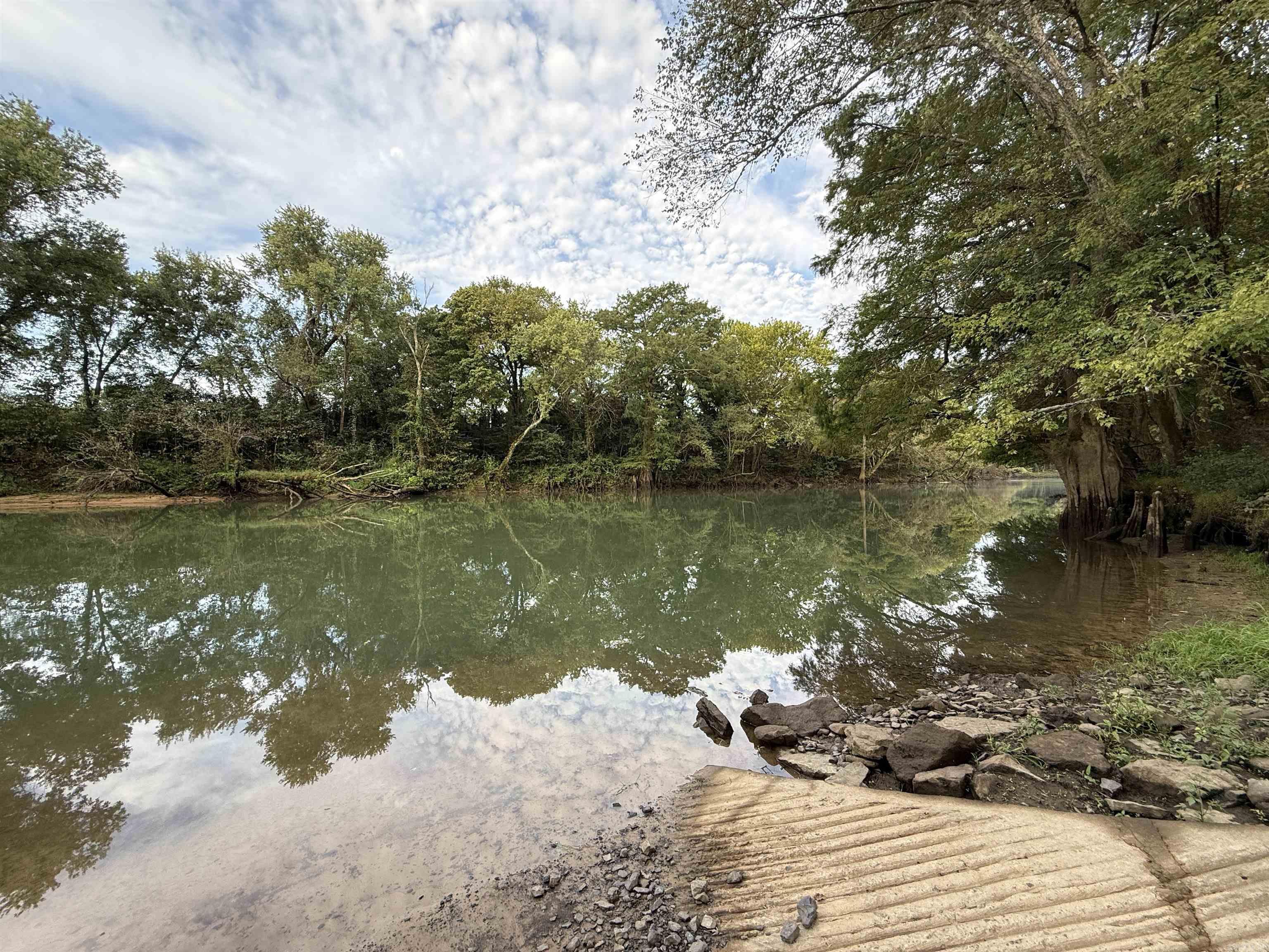 000 River Way Rd.  Pangburn, AR