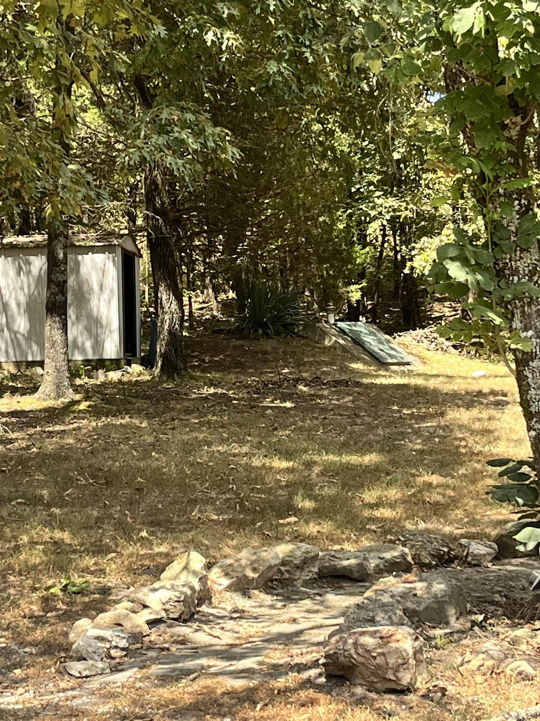 815 Slade  Evening Shade, AR