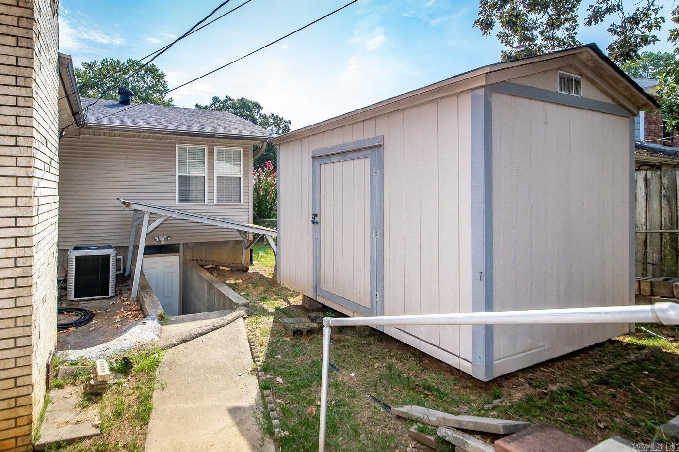 4204 Fox Hill Road North Little Rock, AR 72116