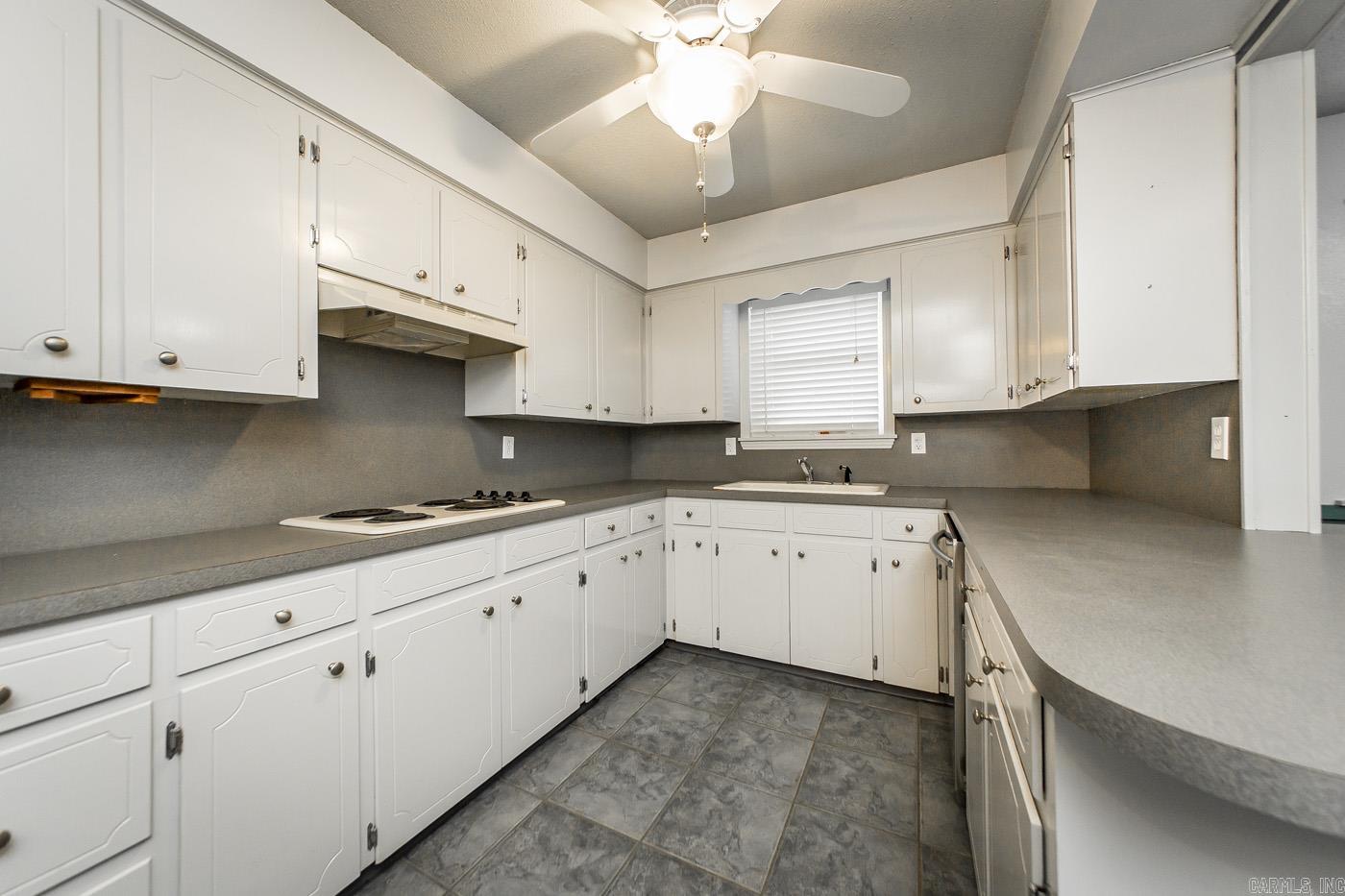 4204 Fox Hill Road North Little Rock, AR 72116