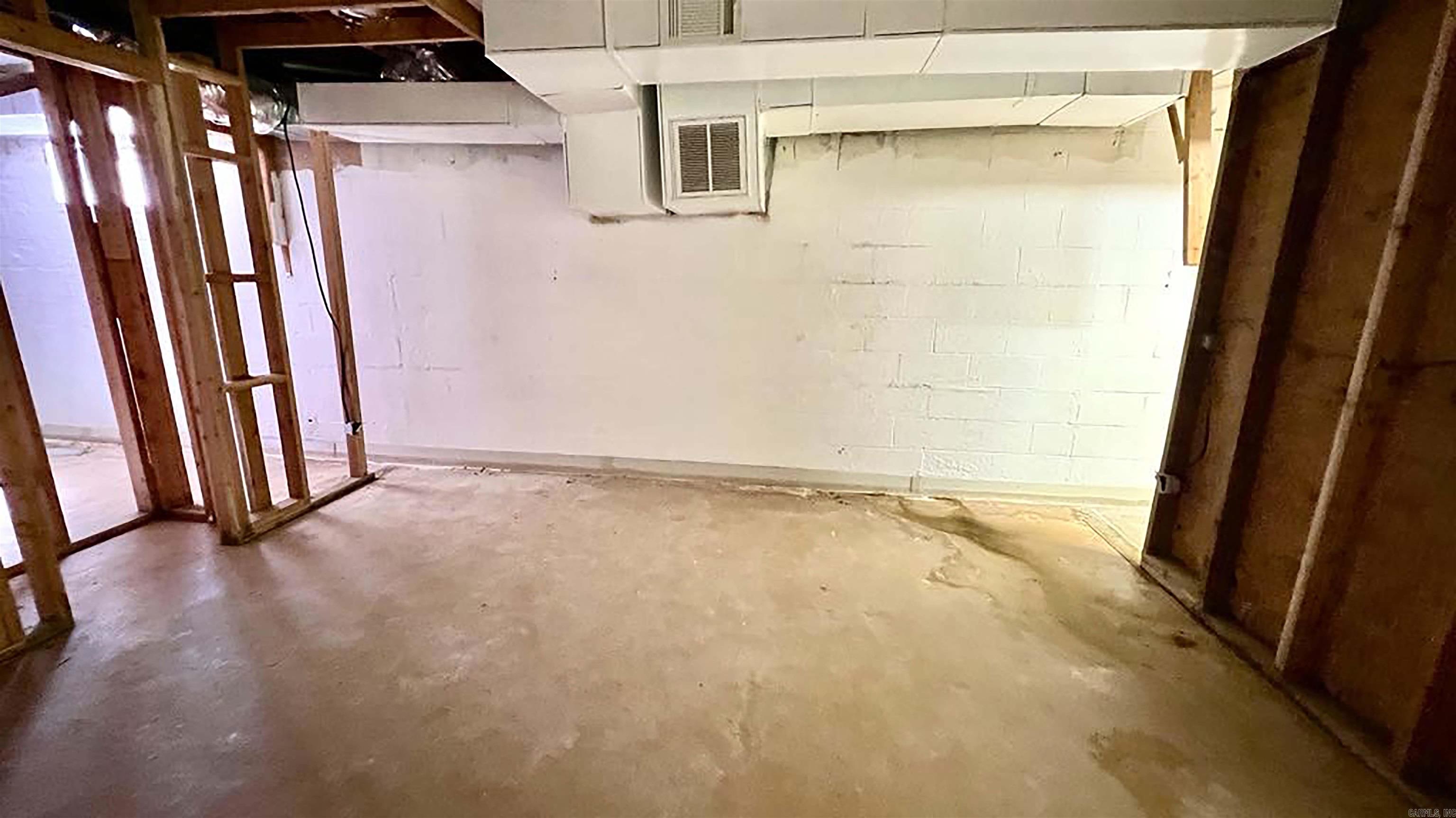 782 Diamond Bay Road  Elizabeth, AR