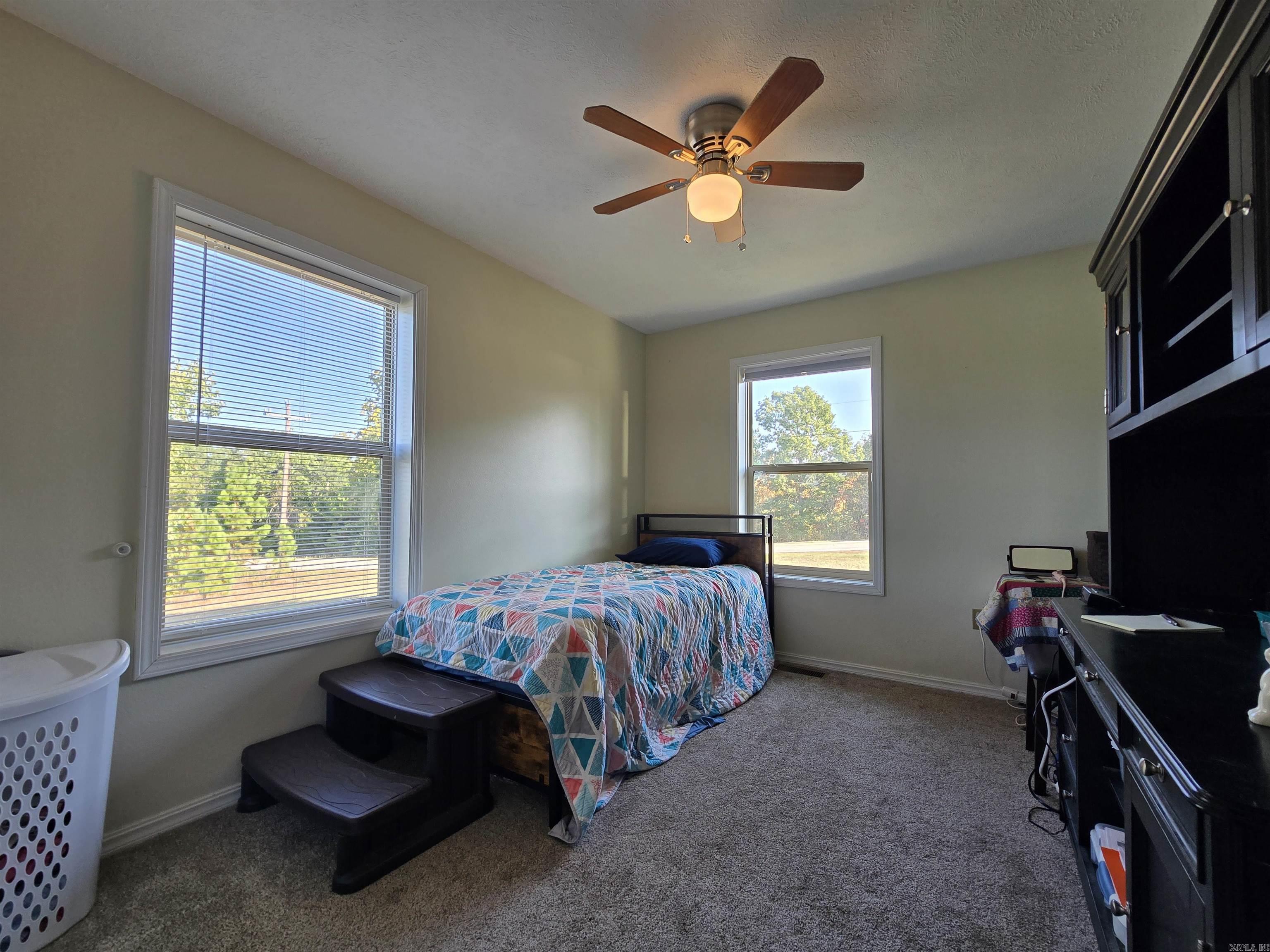 5776 HWY 14 N Yellville, AR 72687