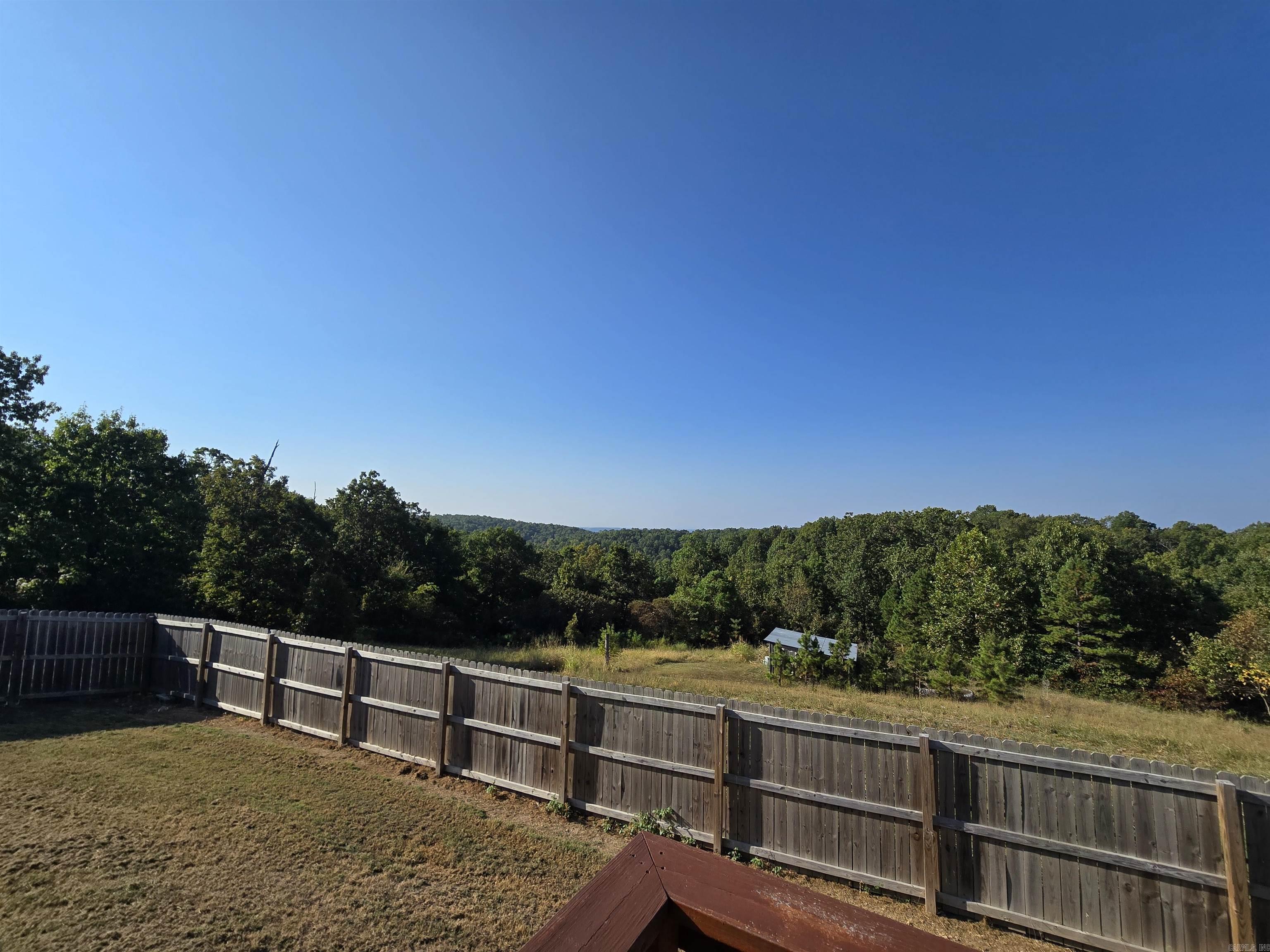 5776 HWY 14 N Yellville, AR 72687