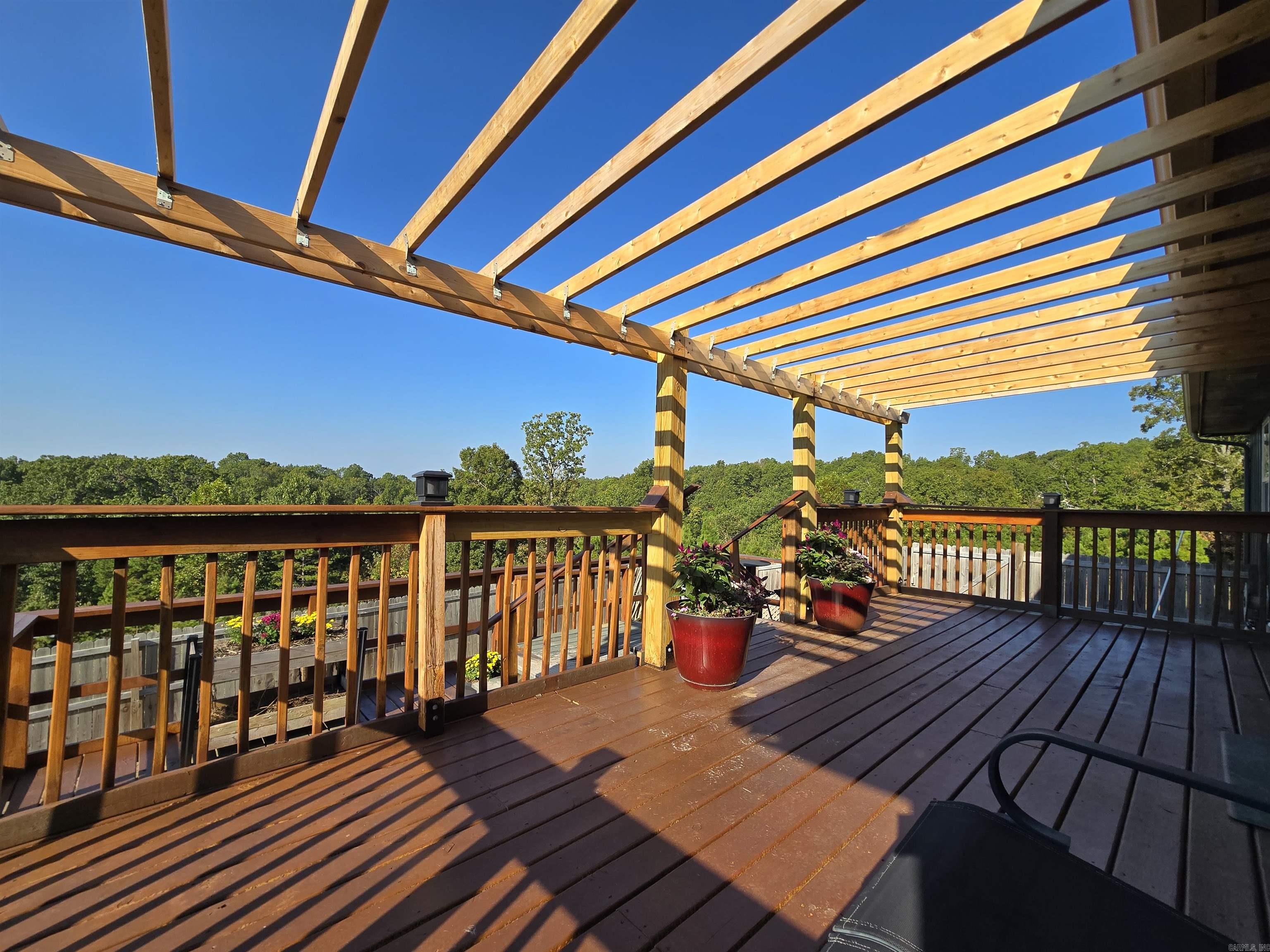 5776 HWY 14 N Yellville, AR 72687