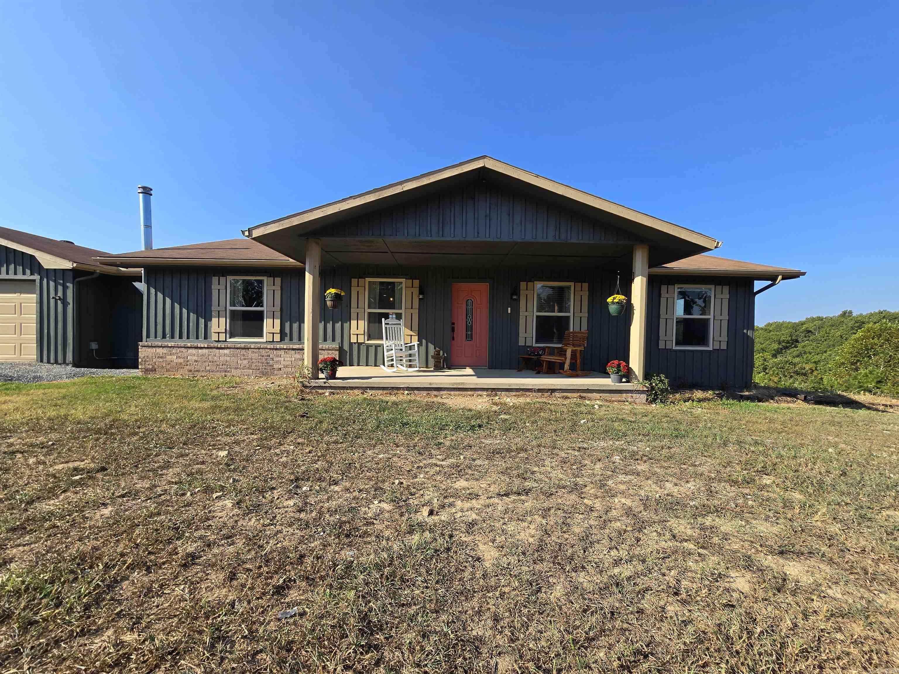 5776 HWY 14 N Yellville, AR 72687