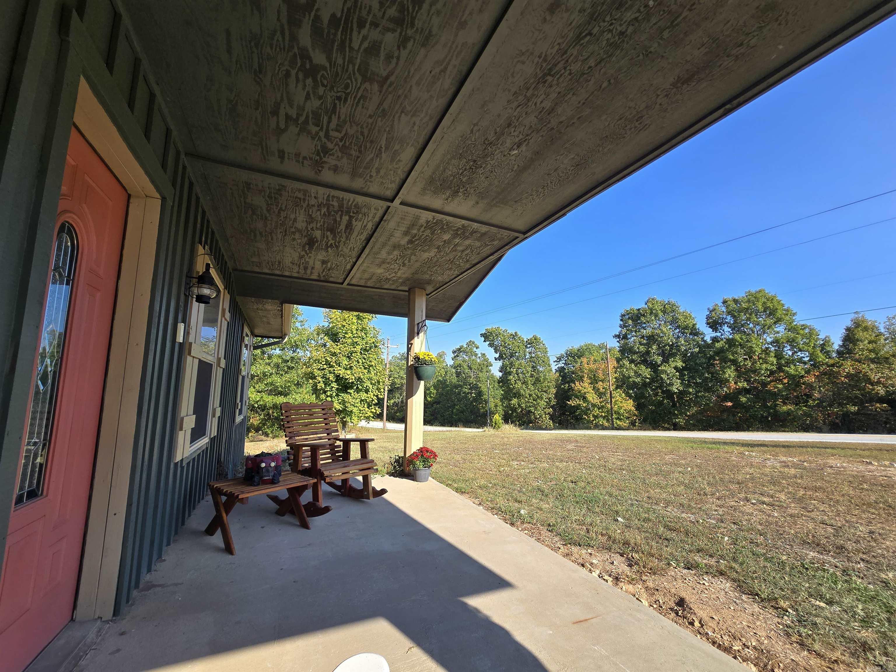 5776 HWY 14 N Yellville, AR 72687