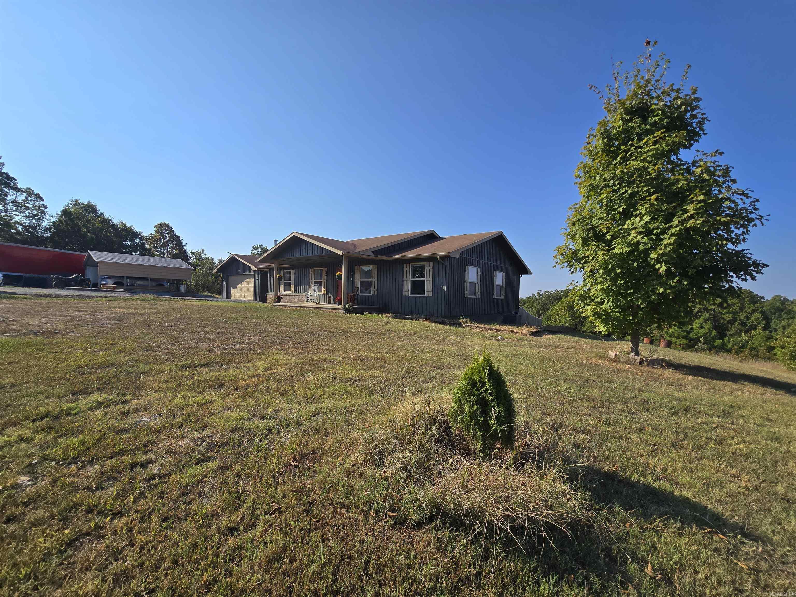 5776 HWY 14 N Yellville, AR 72687