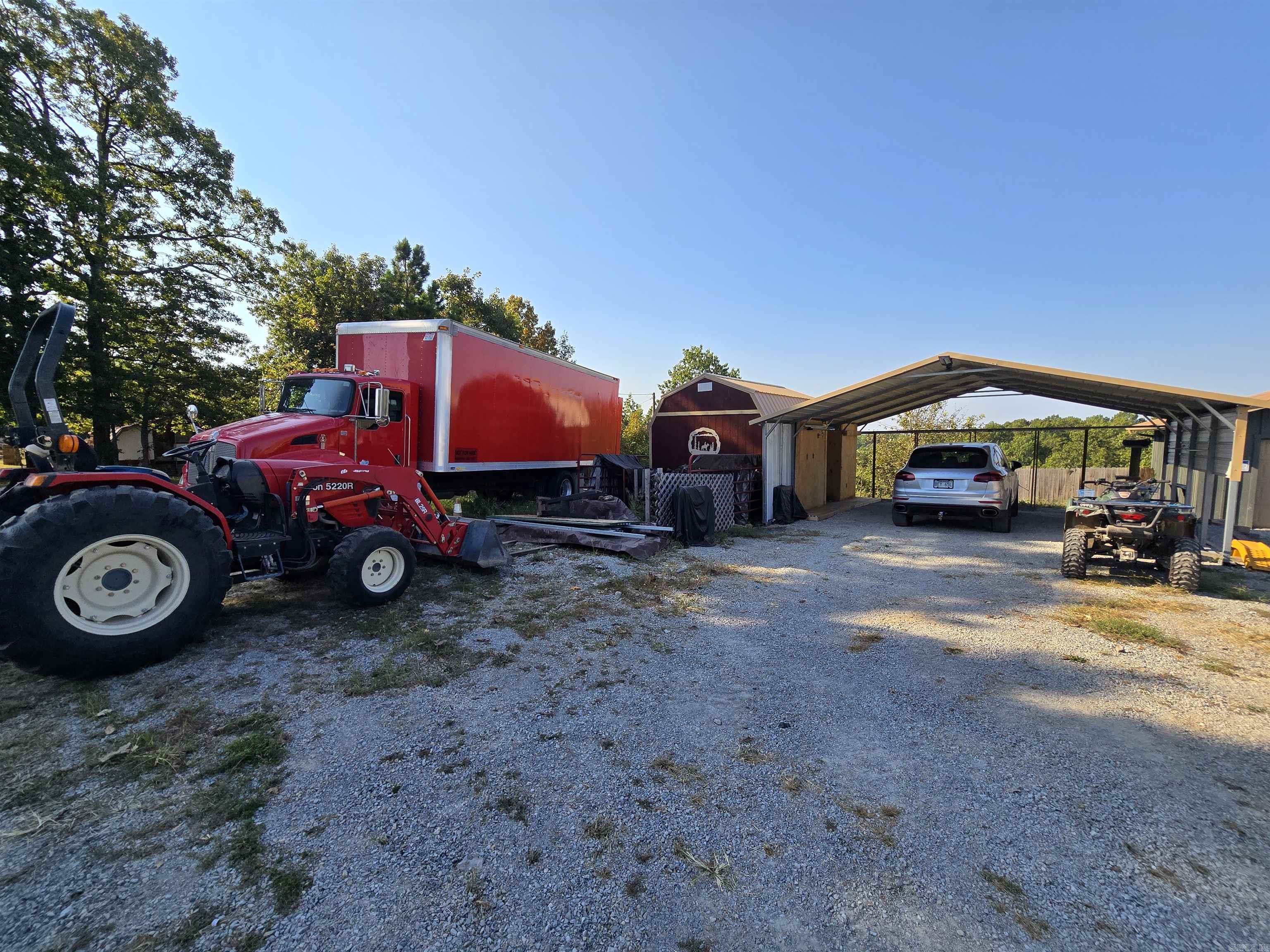 5776 HWY 14 N Yellville, AR 72687