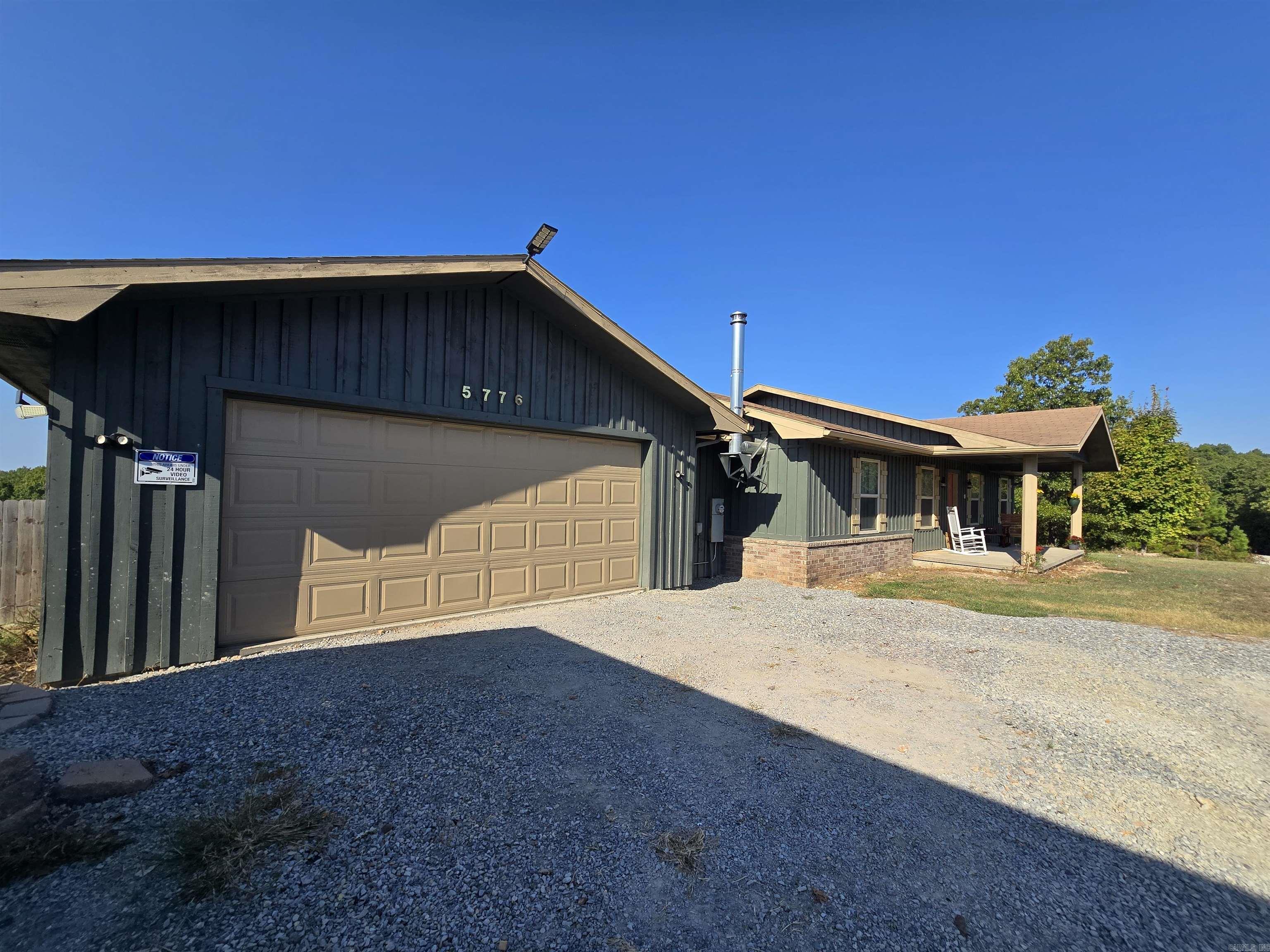 5776 HWY 14 N Yellville, AR 72687
