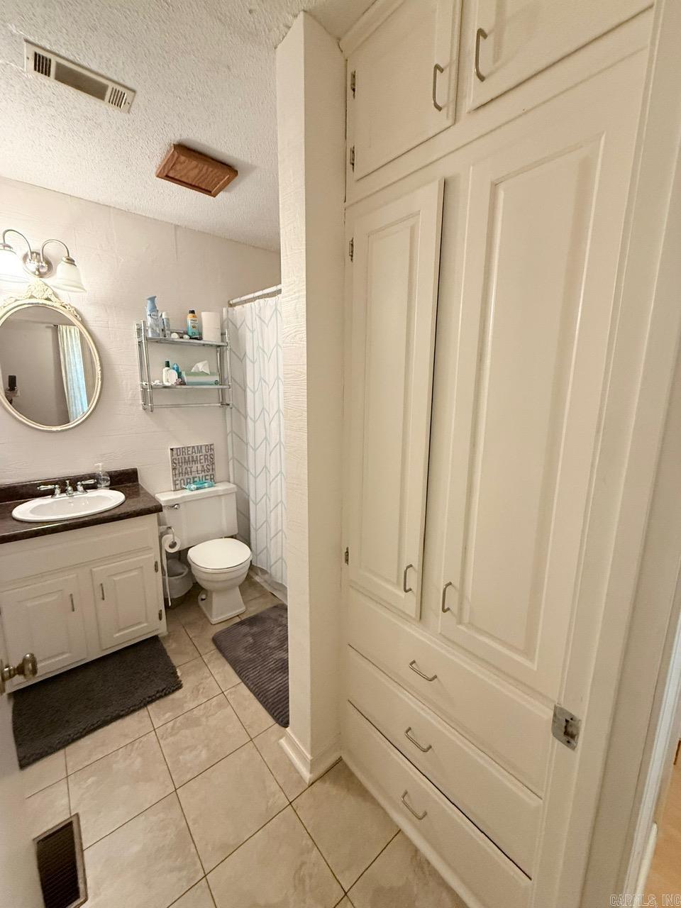 120 Cedar Valley  Fairfield Bay, AR