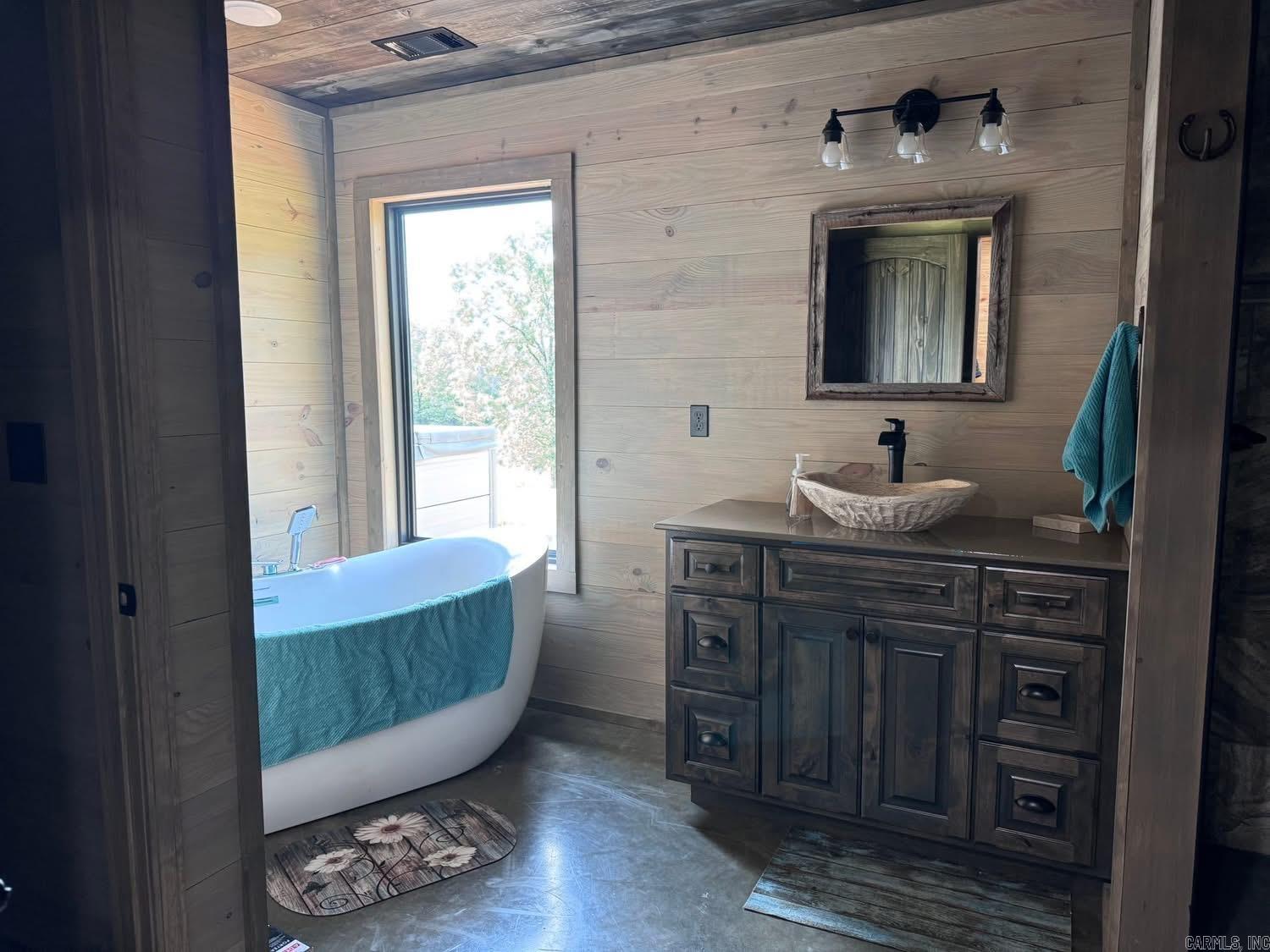 90 Mitchell  Batesville, AR