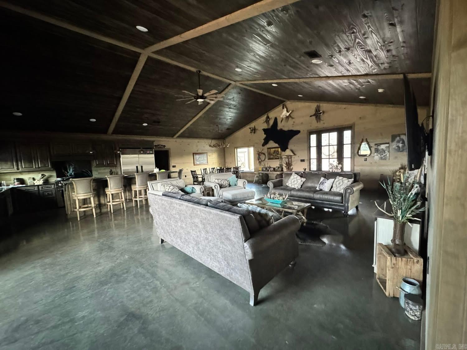 90 Mitchell  Batesville, AR