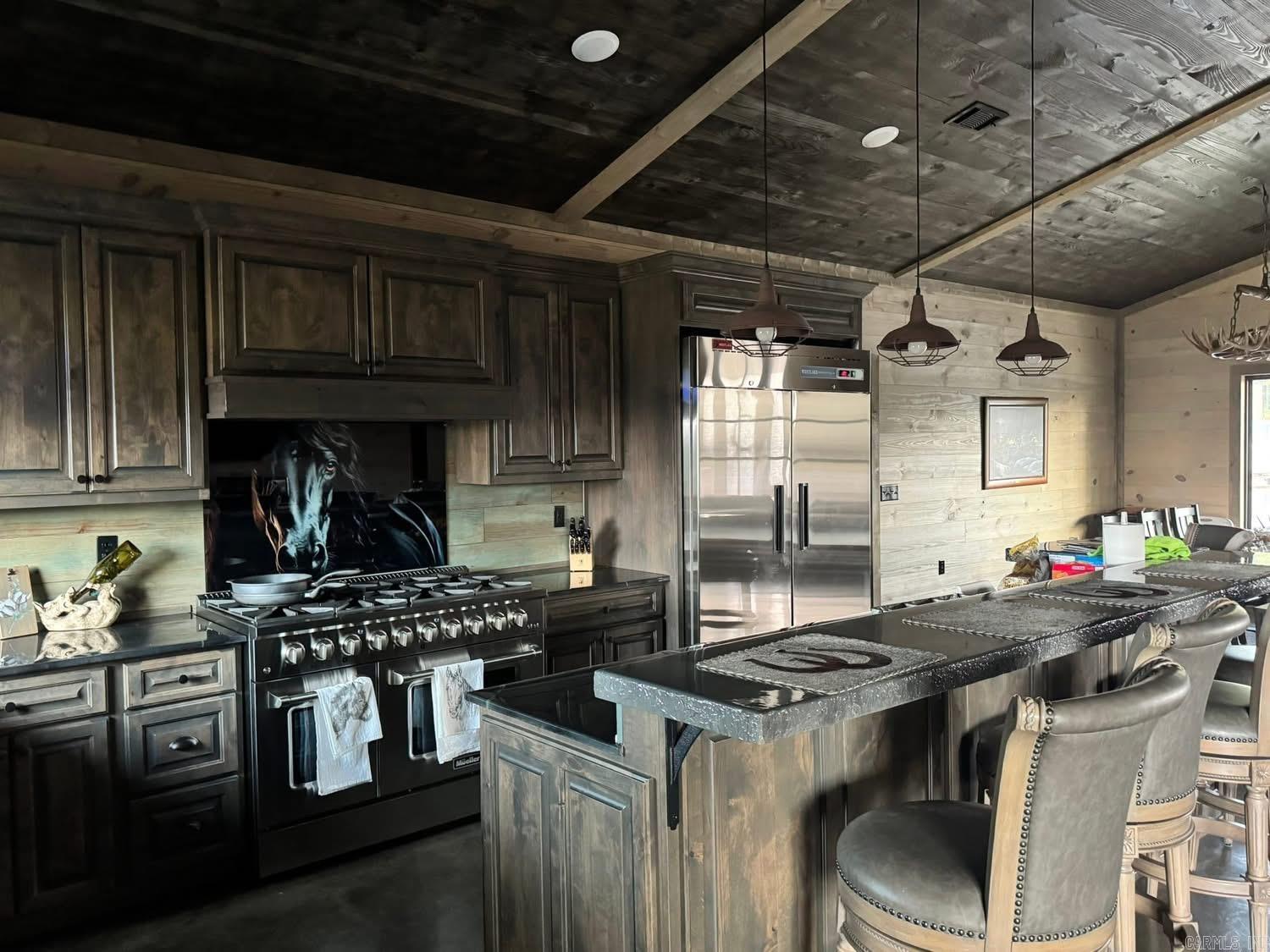 90 Mitchell  Batesville, AR