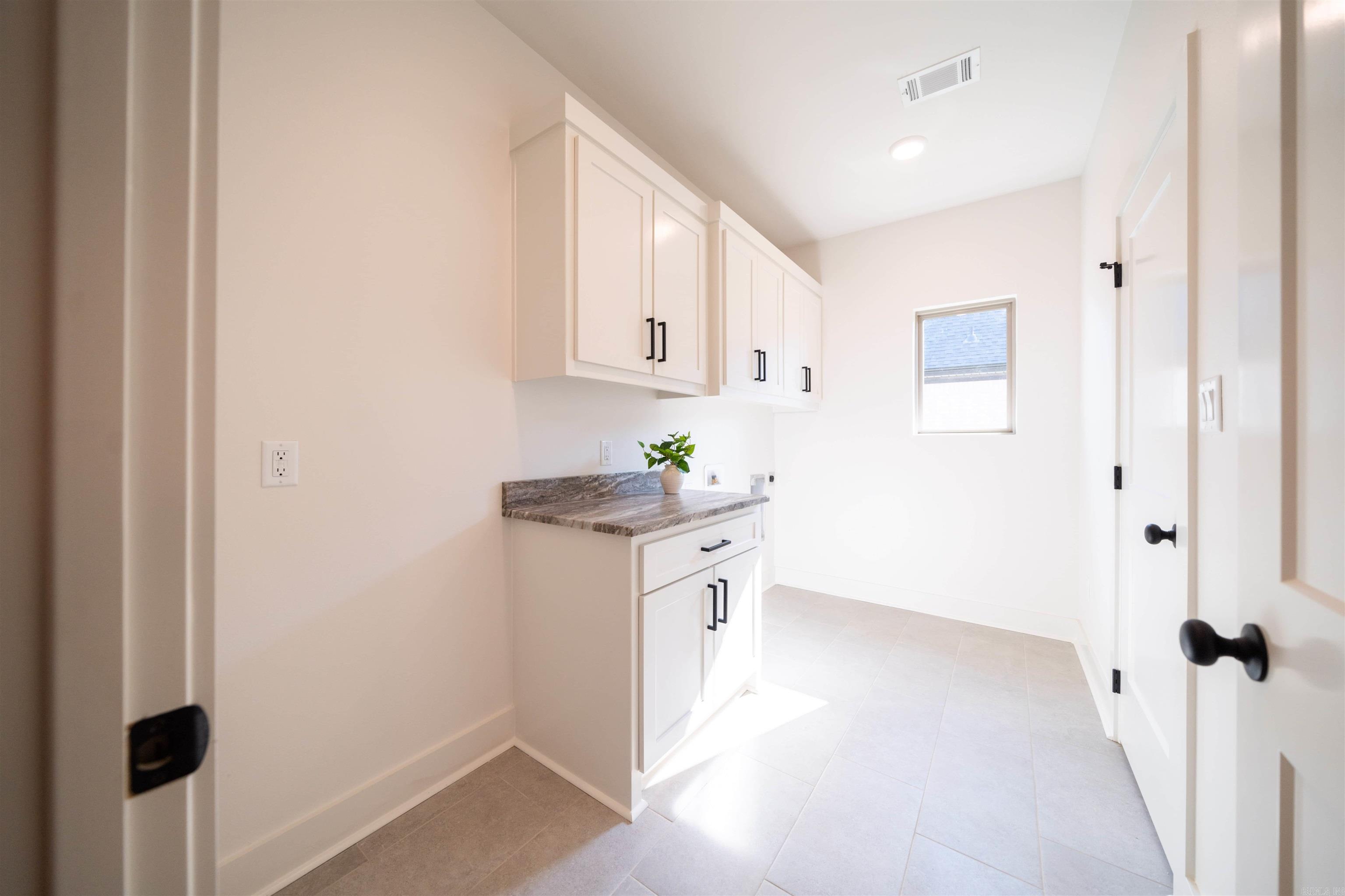 70 Corniche Cove Maumelle, AR 72113