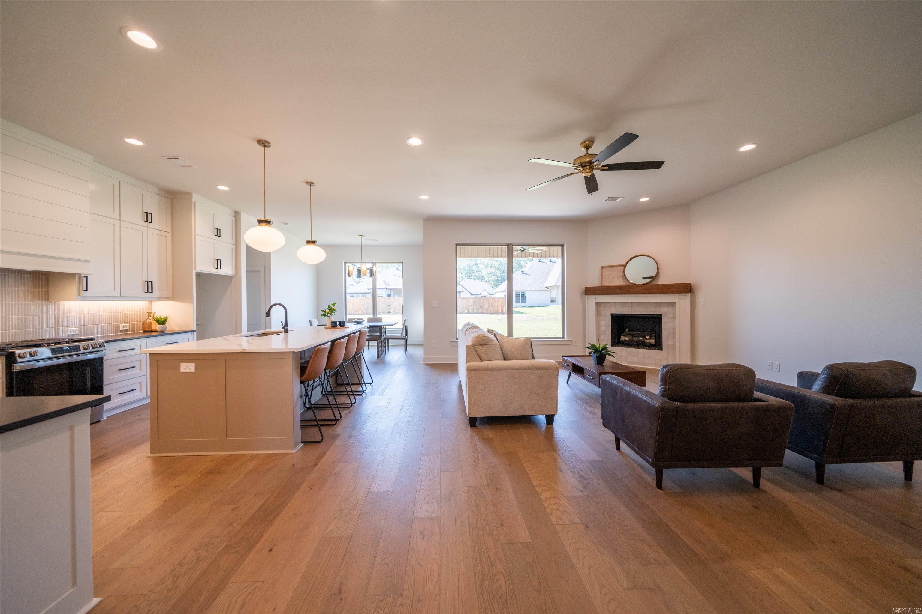 70 Corniche Cove Maumelle, AR 72113