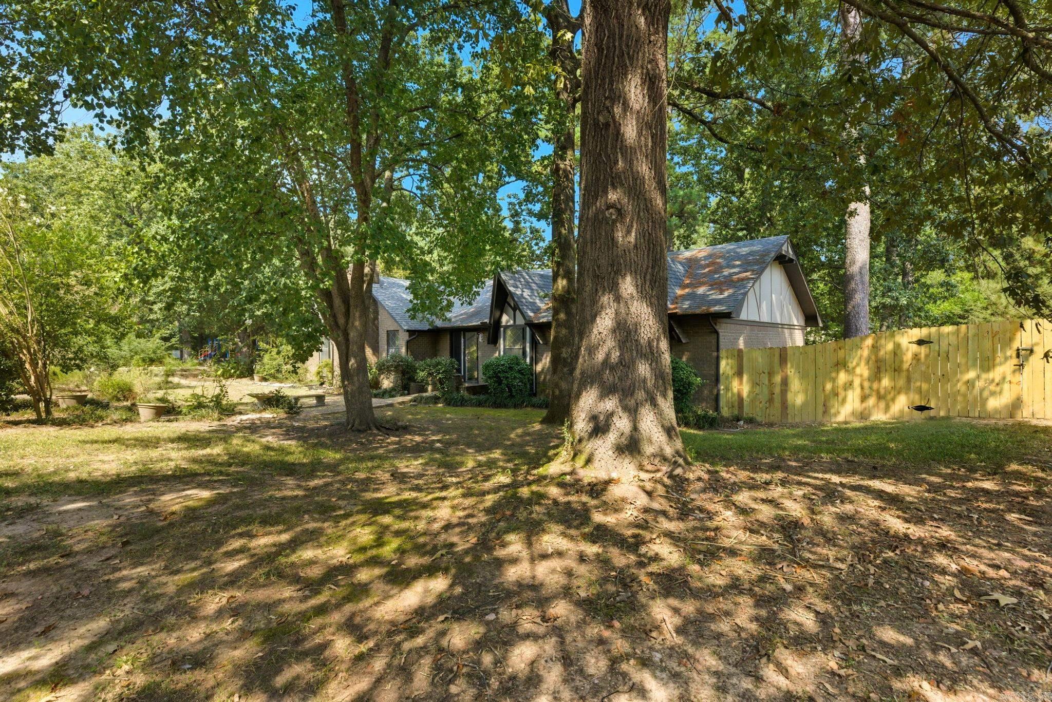 2521 Grapevine Drive Little Rock, AR 72210