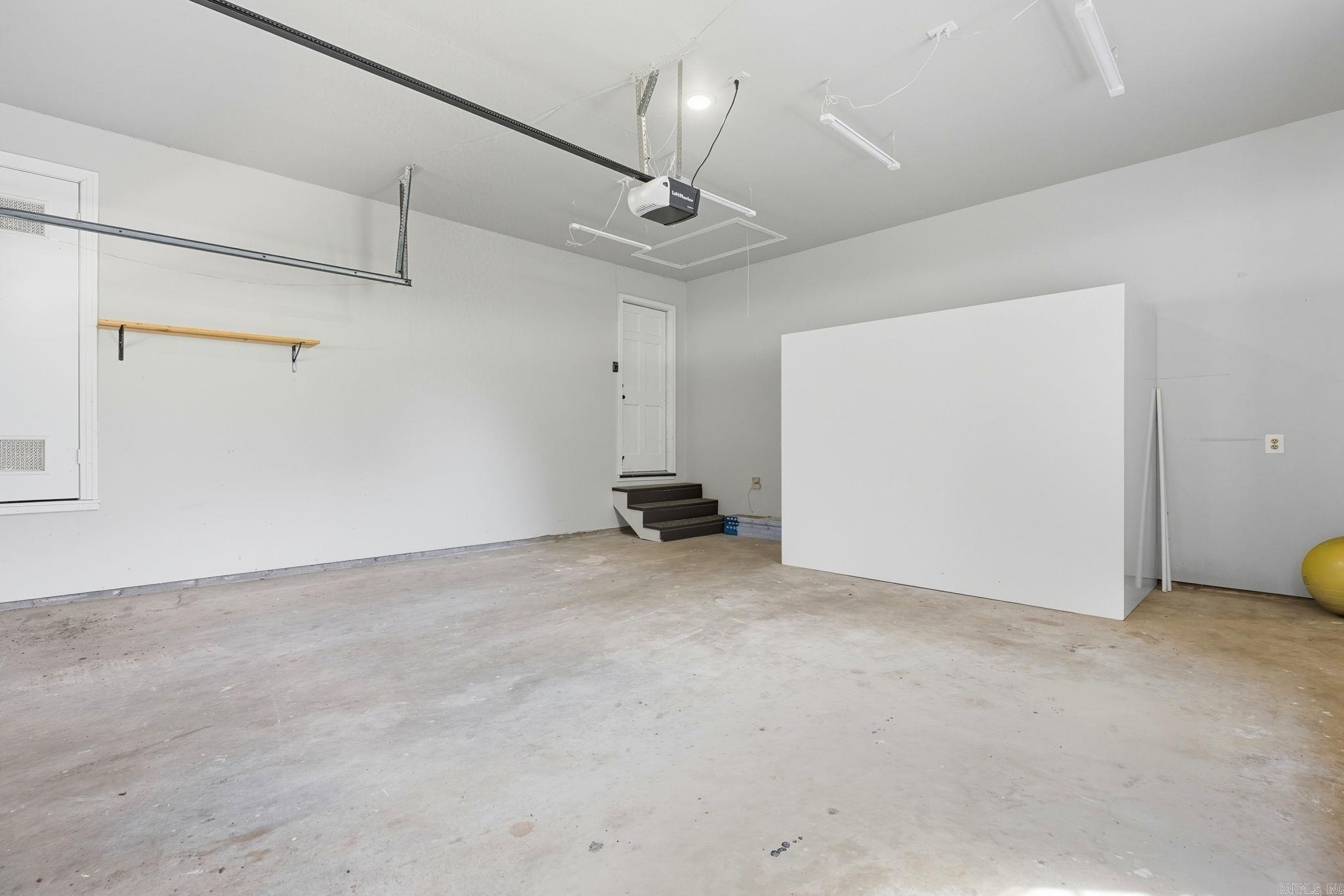 2521 Grapevine Drive Little Rock, AR 72210