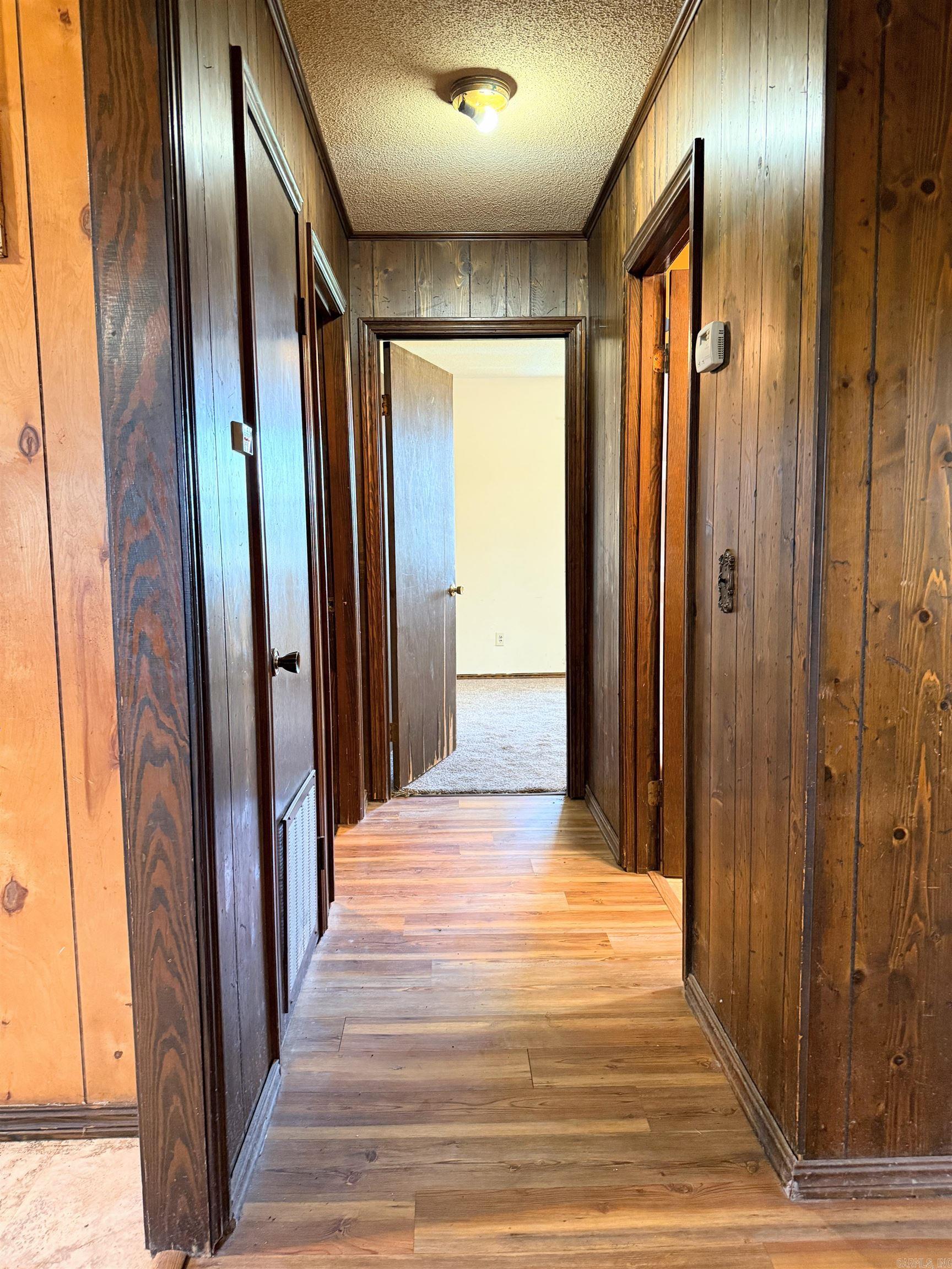 500 Gravel Hill  Altus, AR