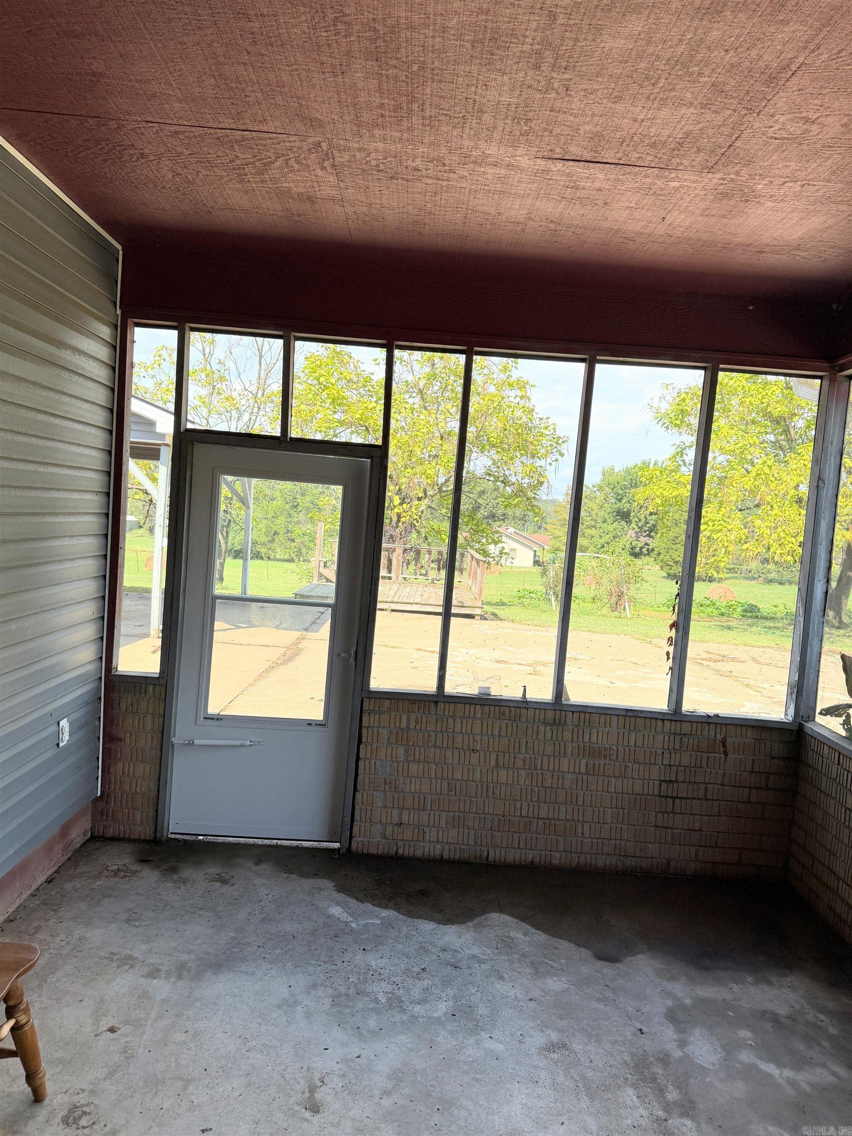 500 Gravel Hill  Altus, AR